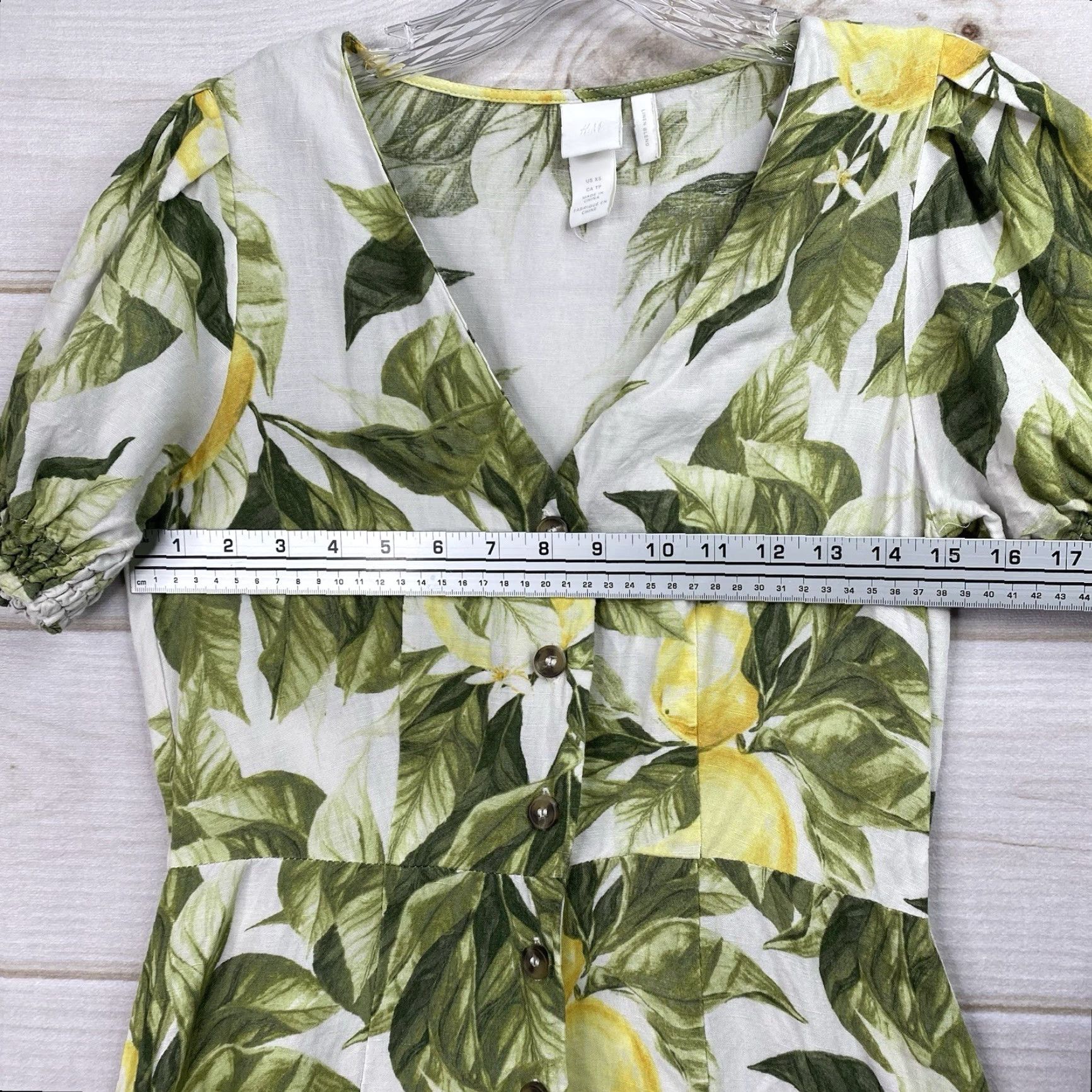 H&M H&M Dress XS Green Floral Linen Blend Lemon Print Mini Button Up V Neck Sleeveless Puff Sleeve Women Casual Short Dress Size XS / US 0-2 / IT 36-38 - 4 Thumbnail