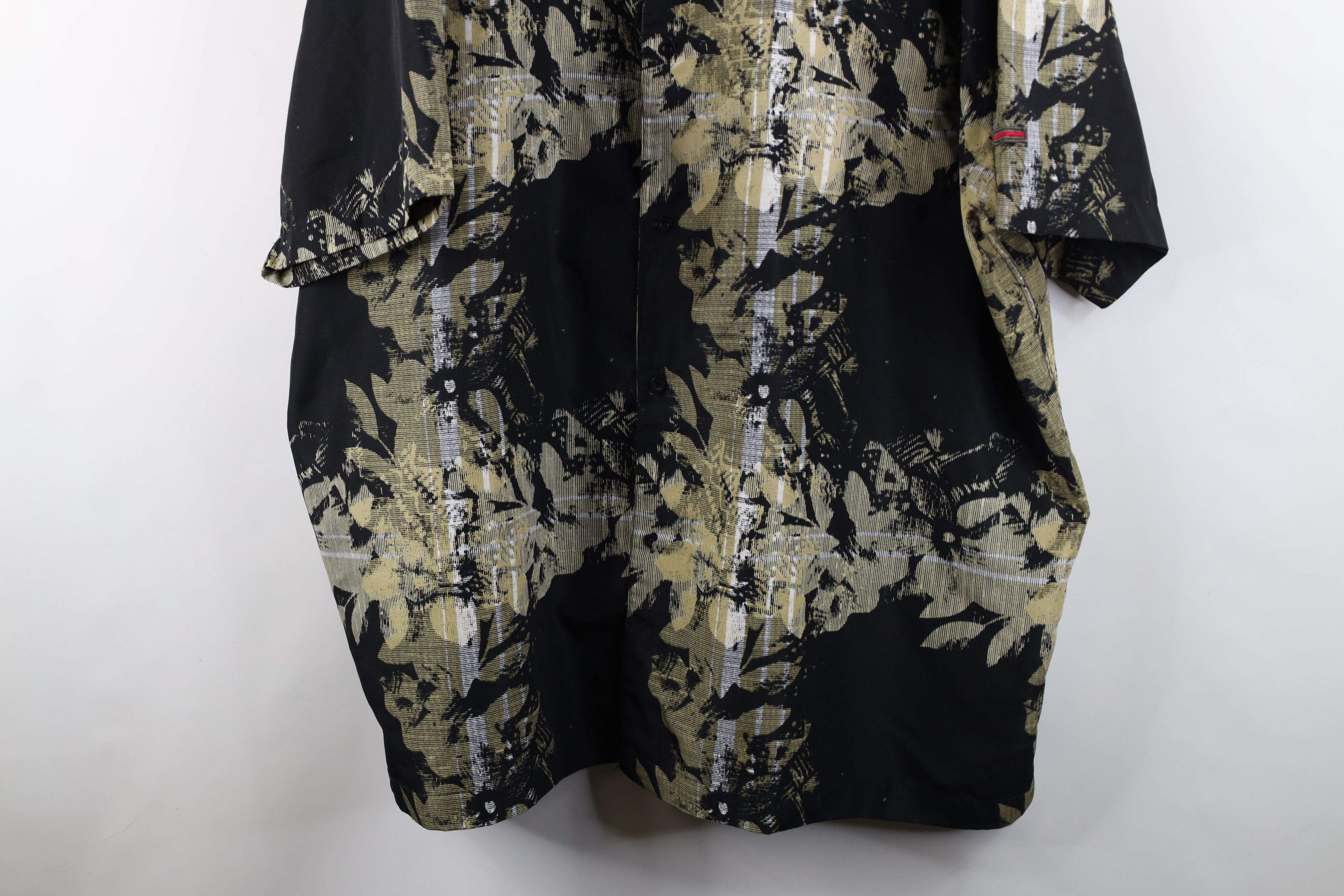 Fubu × Vintage Vintage 90s Y2K FUBU Baggy Flower Hawaiian Button Shirt Size US XXL / EU 58 / 5 - 3 Thumbnail