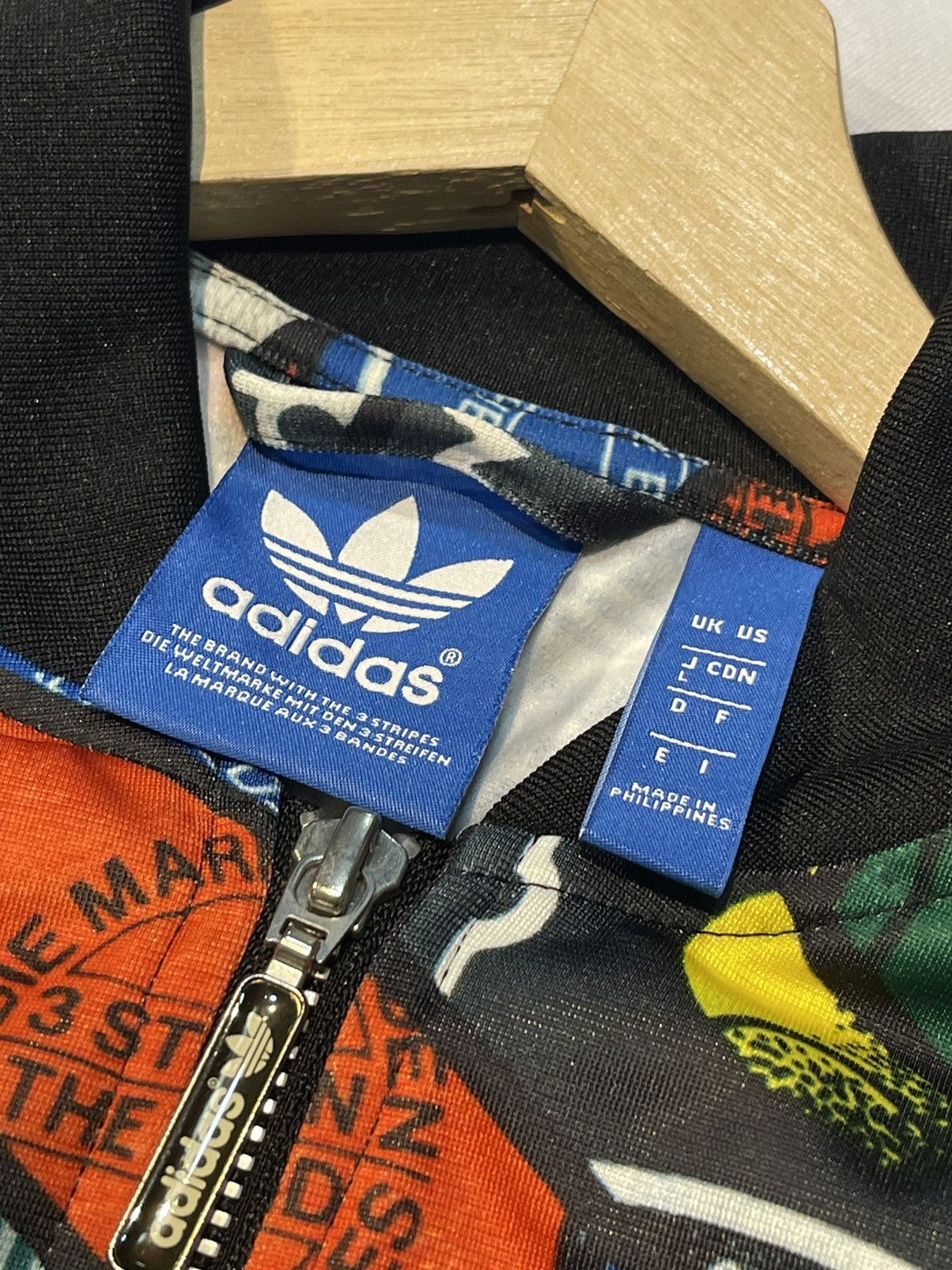 Adidas × Vintage ADIDAS BOMBER BANNERFLAG FULLPRINT JACKET Size US L / EU 52-54 / 3 - 12 Thumbnail