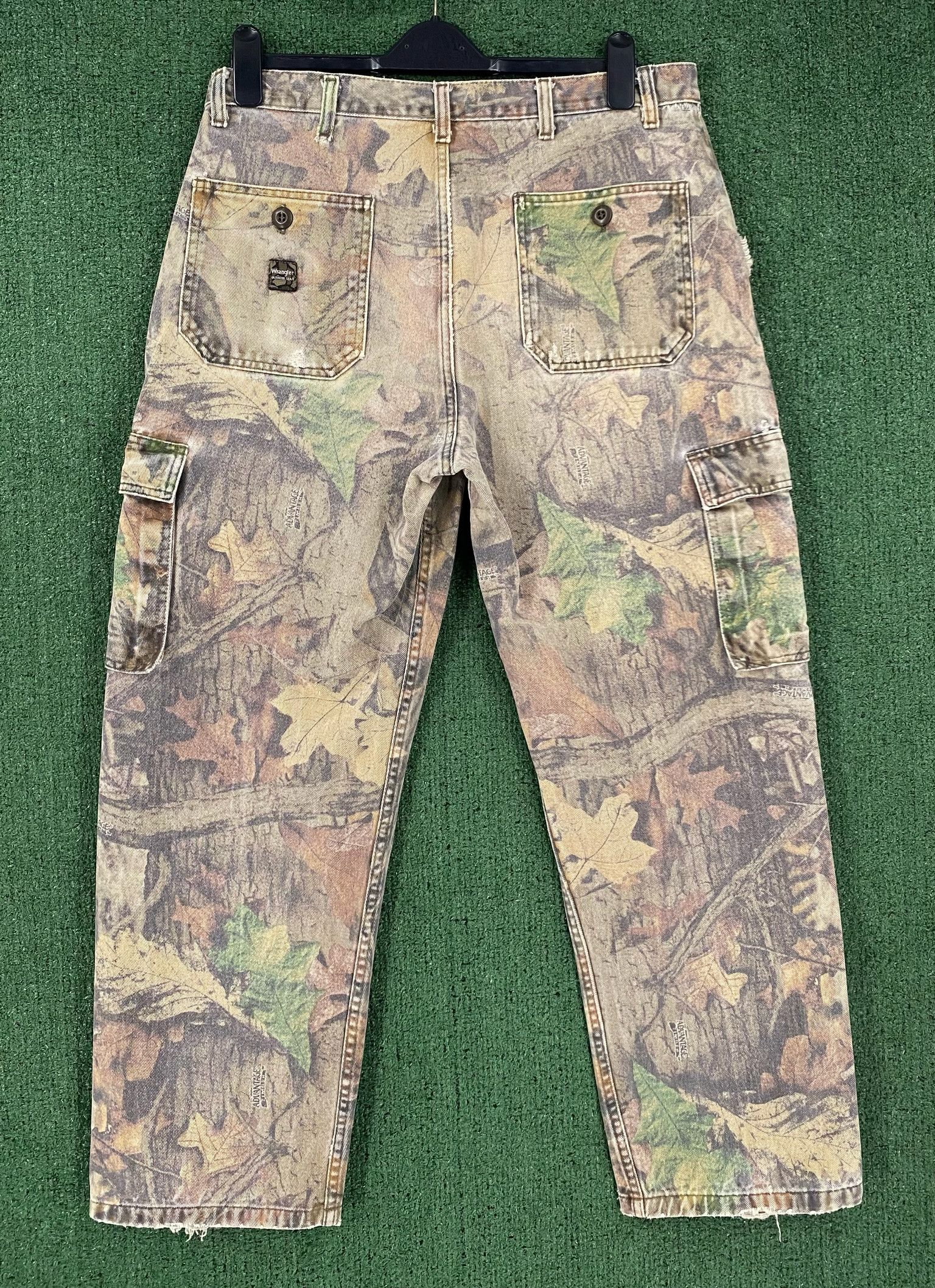 Wrangler 90’s Wrangler Advantage Camo Distressed Cargo Pants 33 Size US 33 - 5 Thumbnail