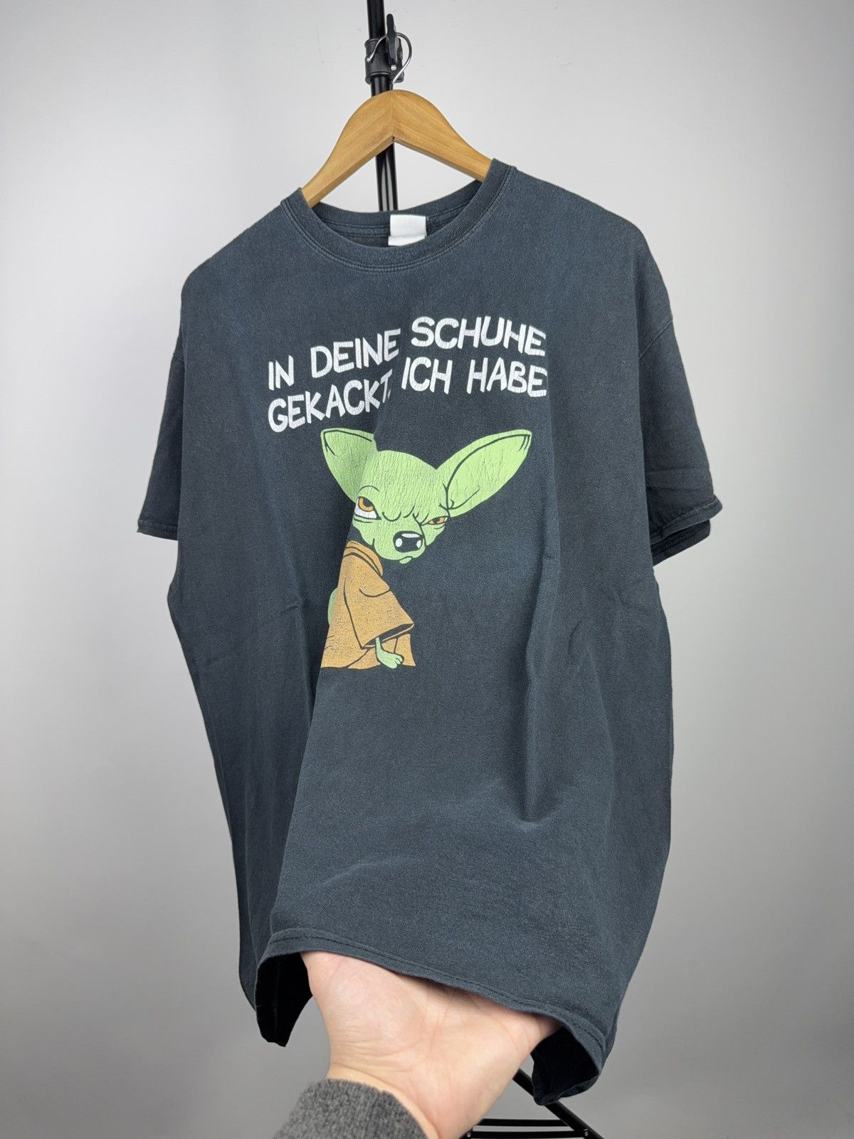 Vintage 00s Funny Baby Yoda German Meme Graphic Tee Star Wars Style Size US XL / EU 56 / 4 - 2 Thumbnail