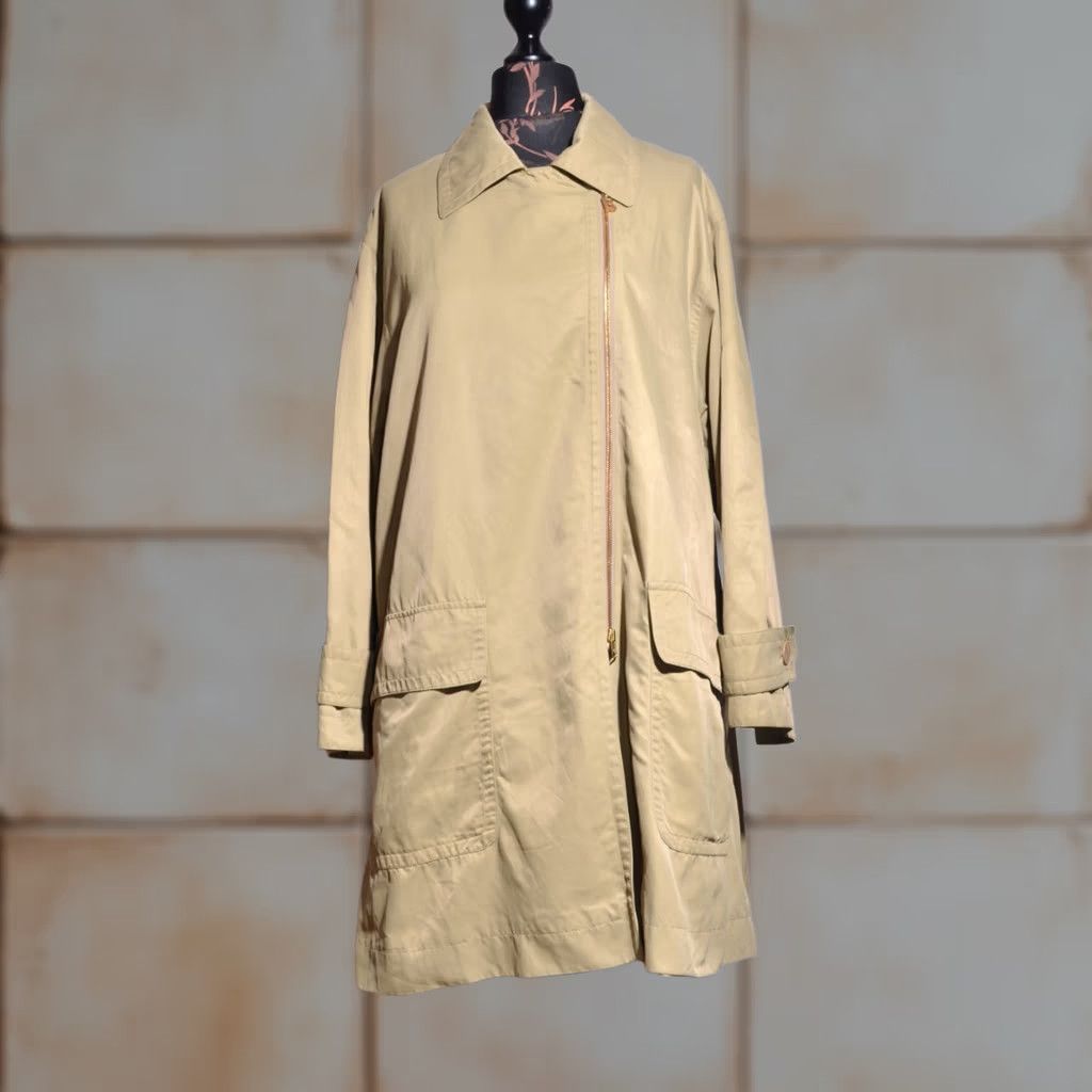 Bogner VINTAGE Bogner Coat Women Long Beige 42 Size M / US 6-8 / IT 42-44 - 1 Thumbnail