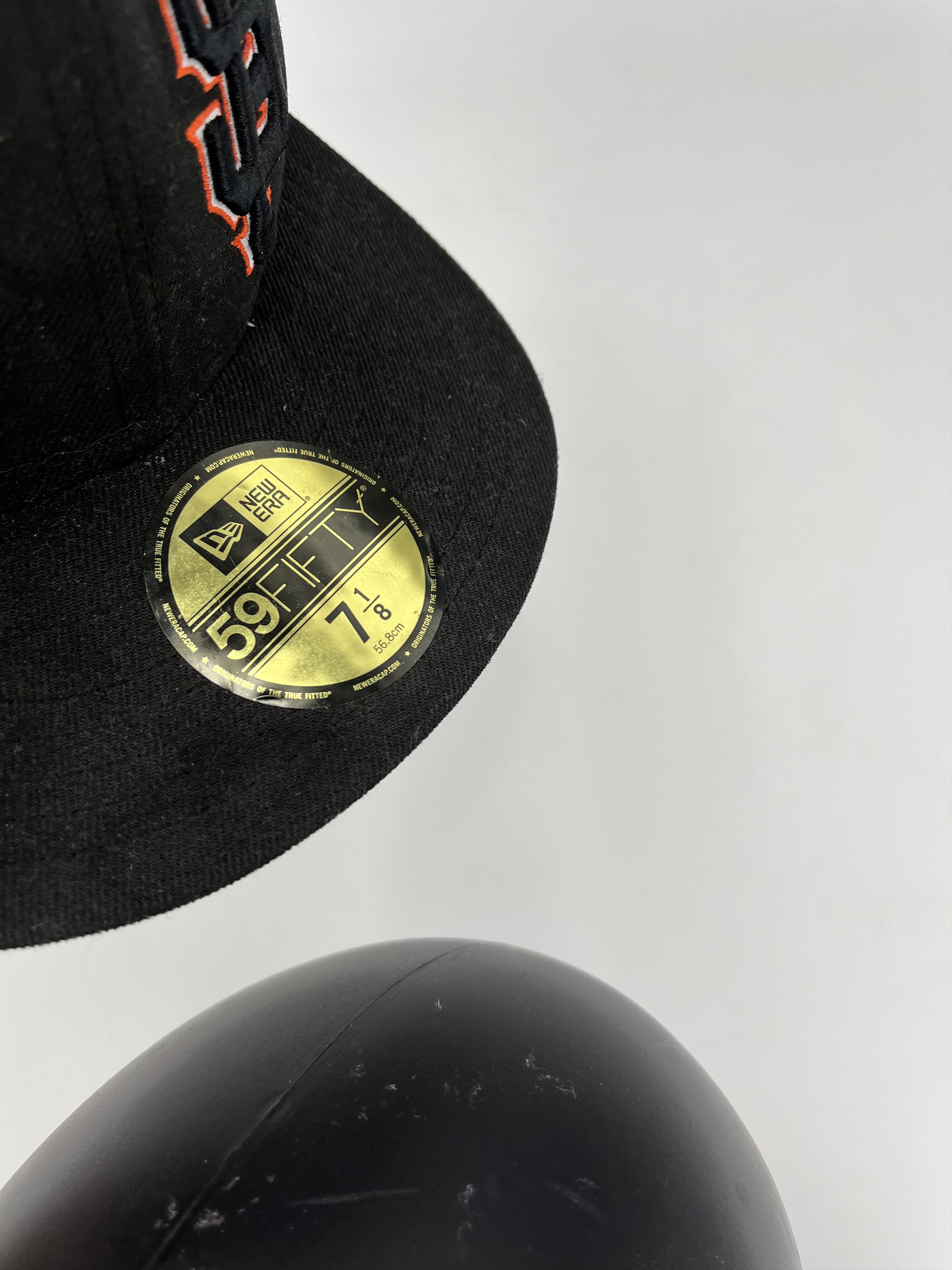 MLB × New Era × Vintage 7 Time World Series Champions Adjustable Baseball Hat Cap Size ONE SIZE - 5 Thumbnail