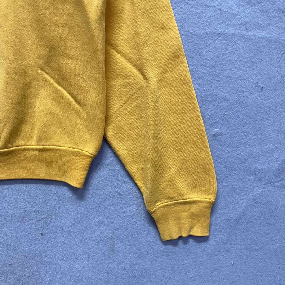 Nike Vintage Nike Air Swoosh Logo Sweatshirt – Yellow / Blue Size US S / EU 44-46 / 1 - 4 Thumbnail