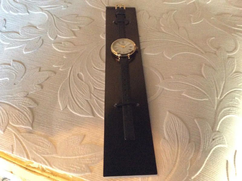 Designer Limit ladies white dial black leather strap watch Size ONE SIZE - 4 Thumbnail