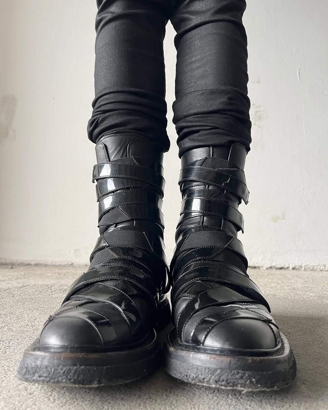 Dior Dior Homme 08AW "Lumiere Du Nord" Patent Leather Strap Boots Size US 7 / EU 40 - 11 Thumbnail