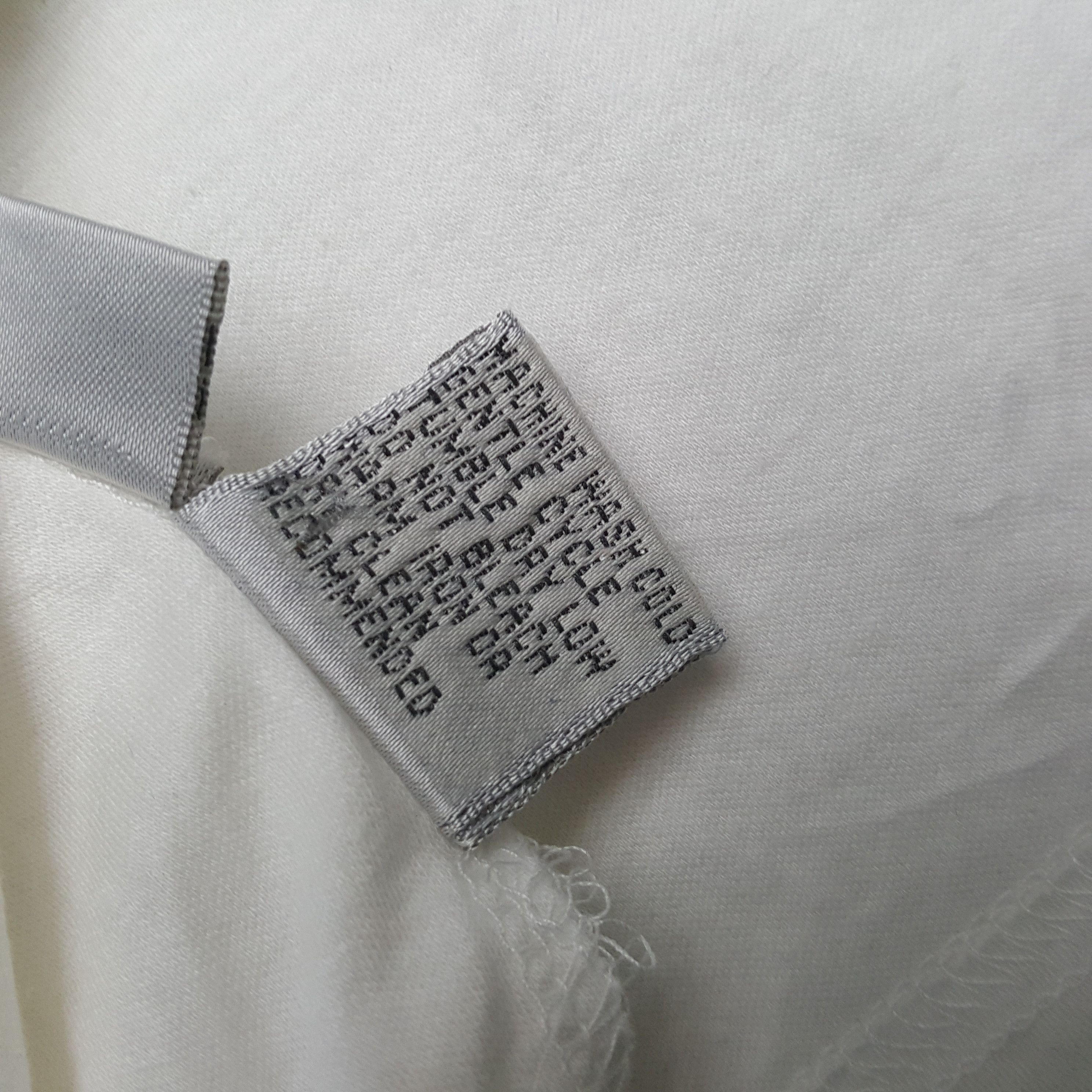 Vintage × Yves Saint Laurent YVES SAINT LAURENT Luxury Brand Spellout Design Tshirt Size US L / EU 52-54 / 3 - 5 Thumbnail