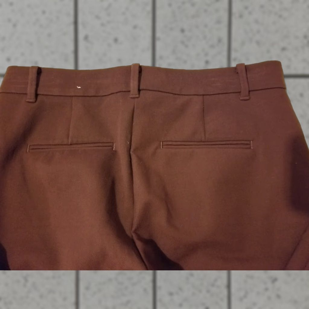 Ann Taylor Ann Taylor Dress Pants Women 2 Beige Pants Chino Slacks Trouser Size 26" / US 2 / IT 38 - 1 Thumbnail