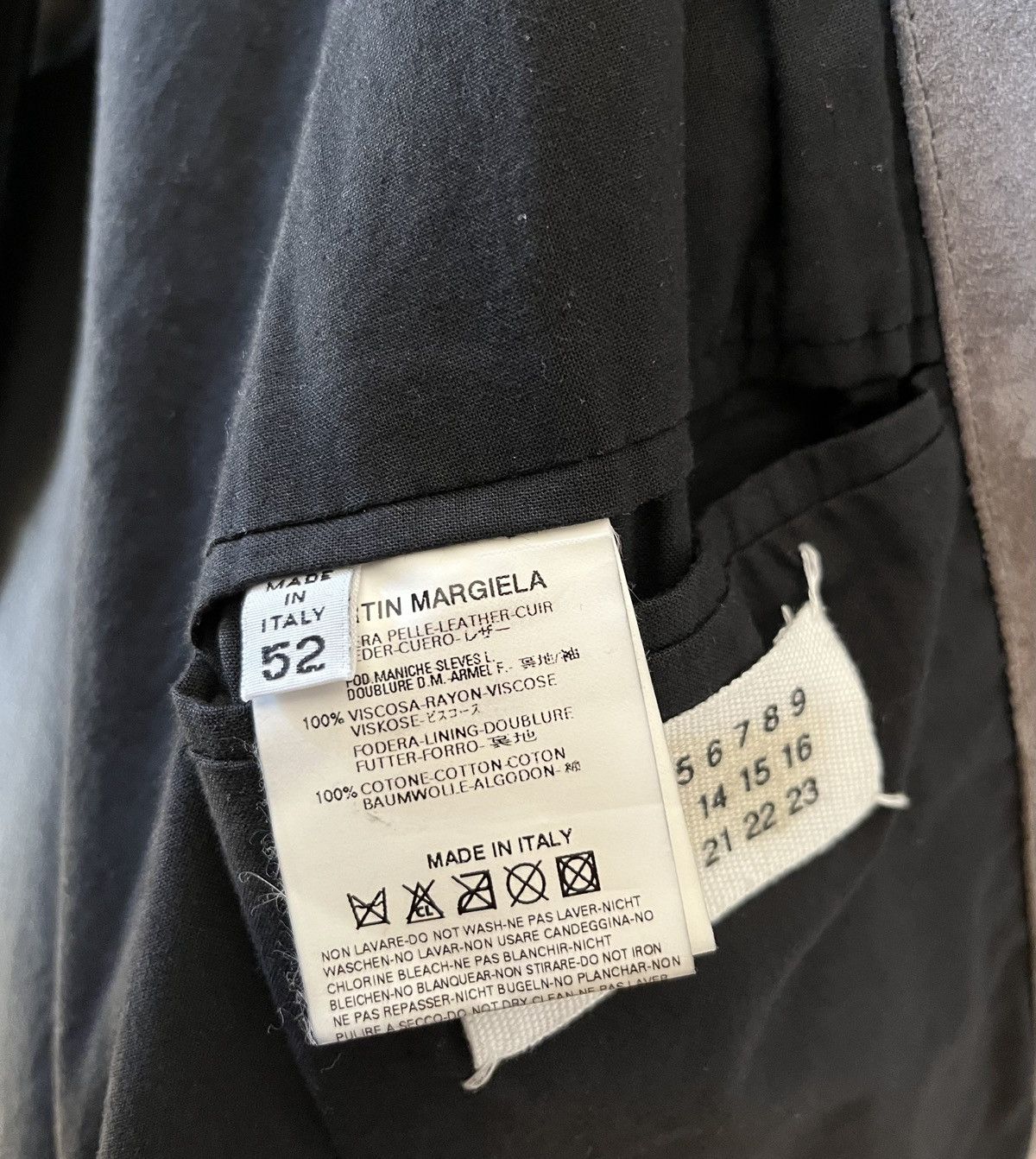 Maison Margiela FW03 Contrast Collar Bomber in Grey Suede Size US L / EU 52-54 / 3 - 11 Thumbnail