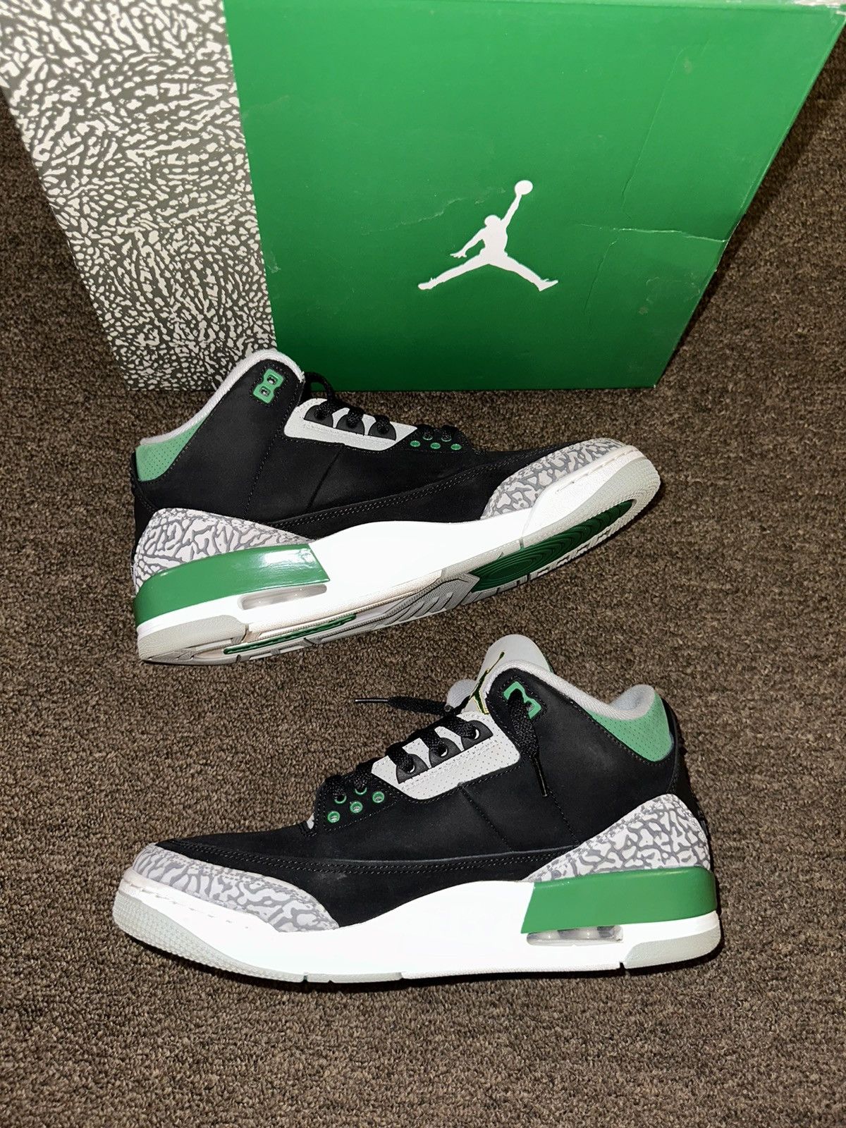 Jordan Brand Size 10.5 - Jordan 3 Retro Mid Pine Green Size US 10.5 / EU 43-44 - 3 Thumbnail