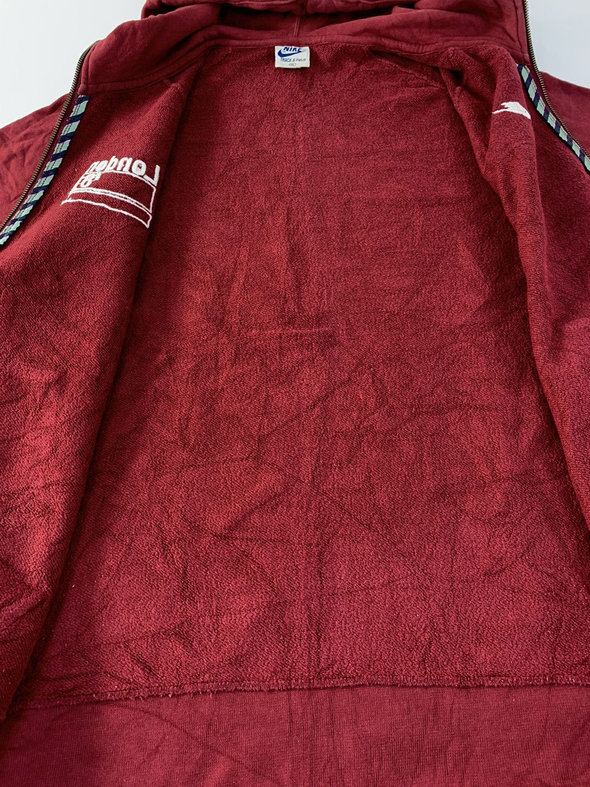 Nike 90s Nike Track & Field London ‘81 Full Zip Hoodies Size US L / EU 52-54 / 3 - 6 Thumbnail