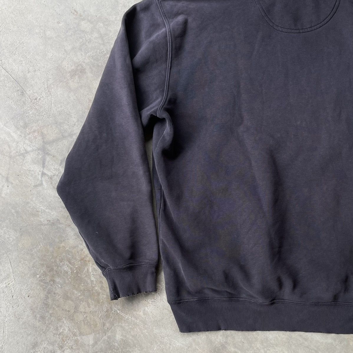 Carhartt THRASHED SUN FADED CARHARTT HOODIE OVERSIZED L Size US L / EU 52-54 / 3 - 16 Thumbnail