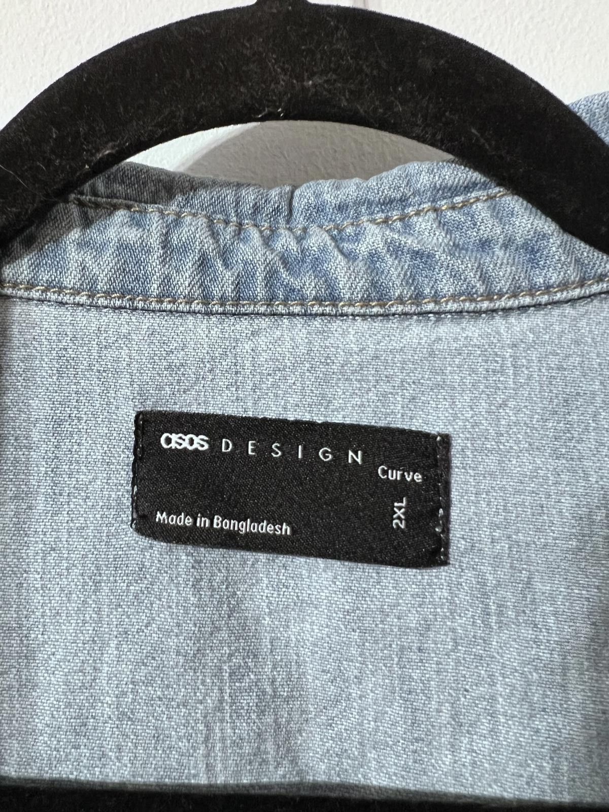 Other ASOS Curve Oversized Denim Shirt Size 2XL (UK 24–26) Size 3XL / US 20-22 - 3 Thumbnail