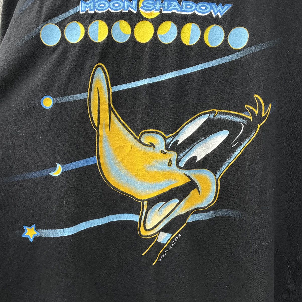 Cartoon Network × Warner Bros Vintage 1998 Duffy Duck Moon Shadow T-Shirt Size US M / EU 48-50 / 2 - 5 Thumbnail