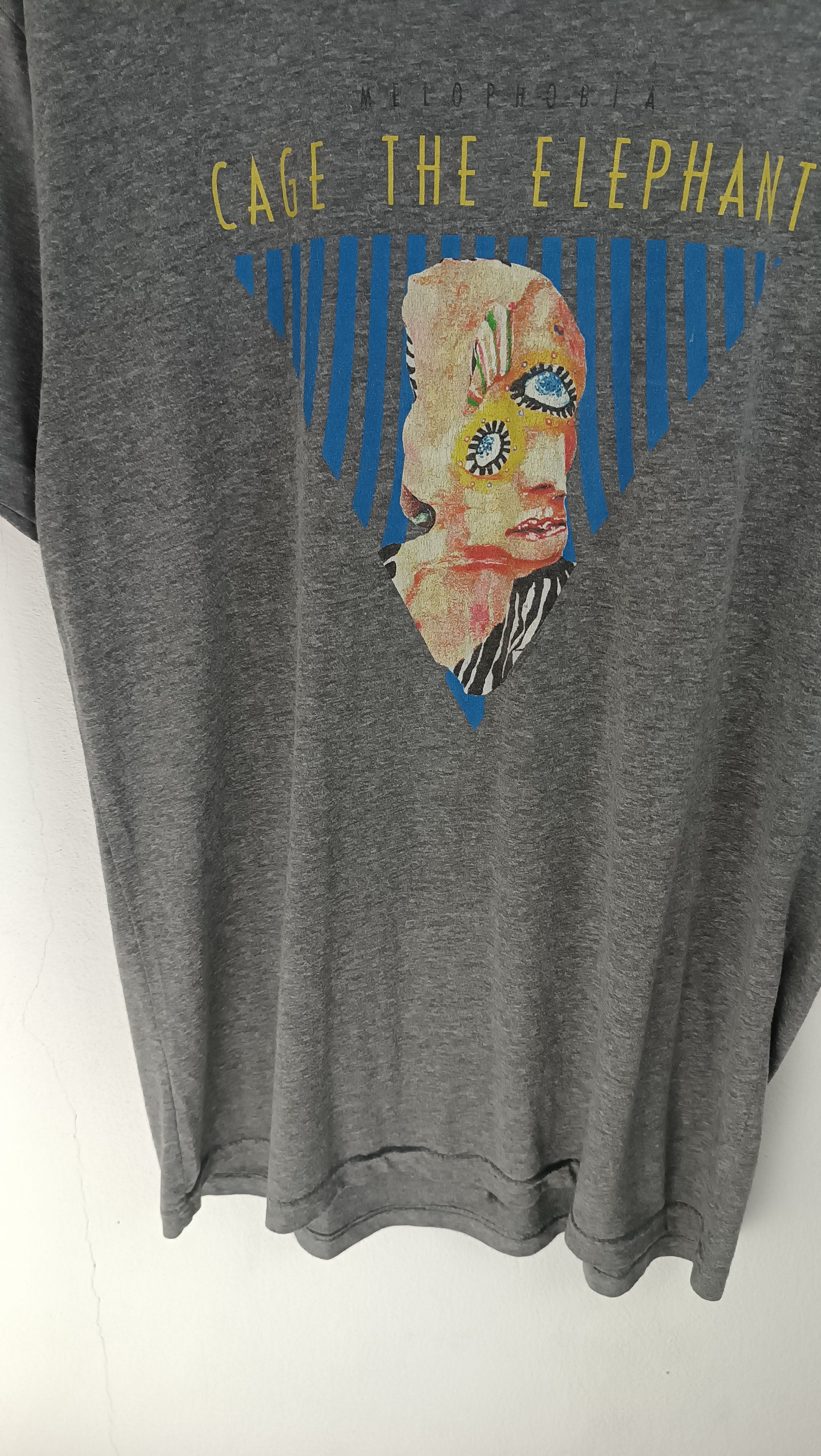 Band Tees VINTAGE CAGE THE ELEPHANT MELOPHOBIA black keys strokes mgmt Size US M / EU 48-50 / 2 - 6 Thumbnail