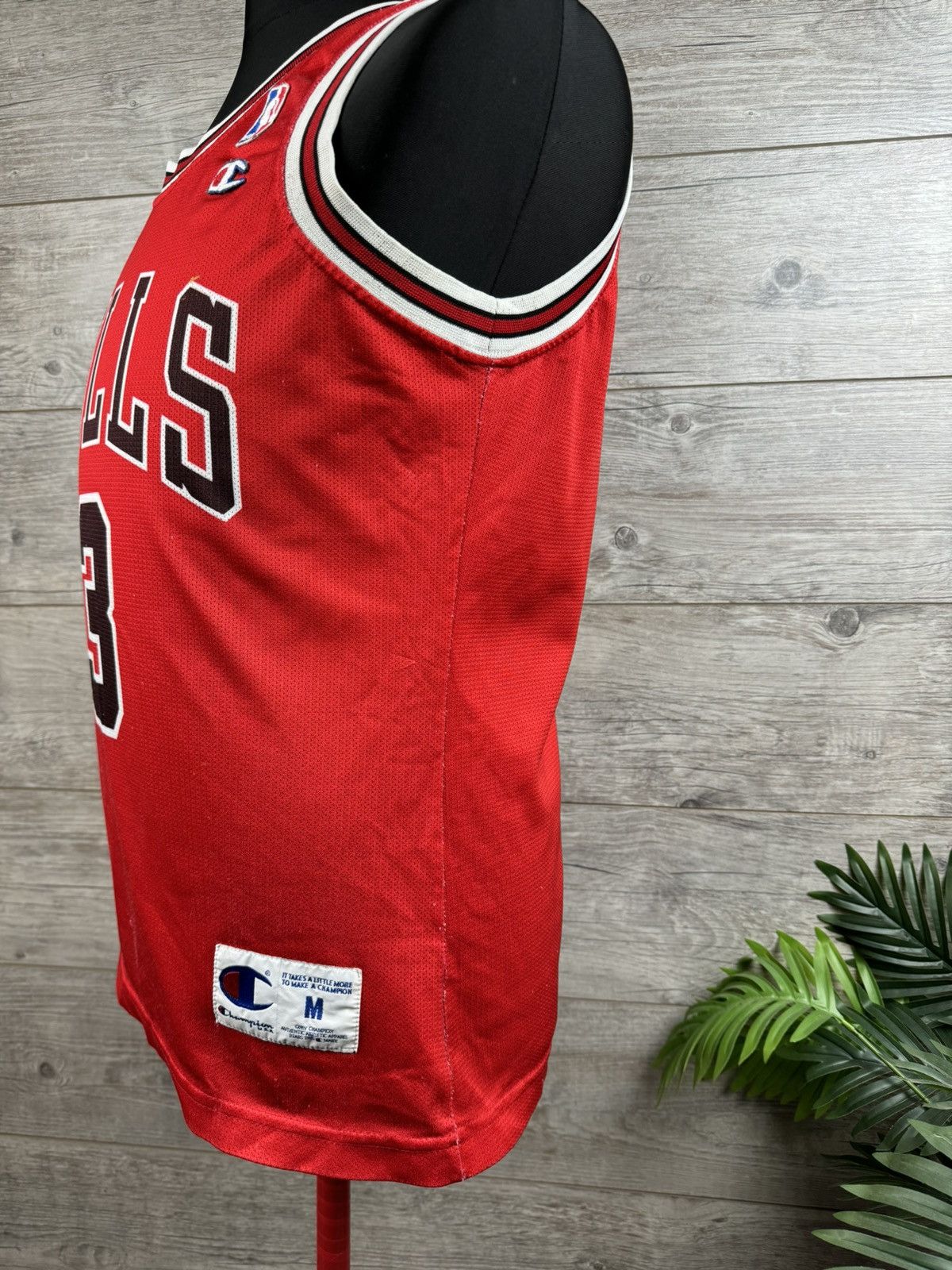 Champion × NBA CHAMPION CHICAGO BULLS CHANDLER NBA JERSEY 3 SIZE M Size US M / EU 48-50 / 2 - 6 Thumbnail