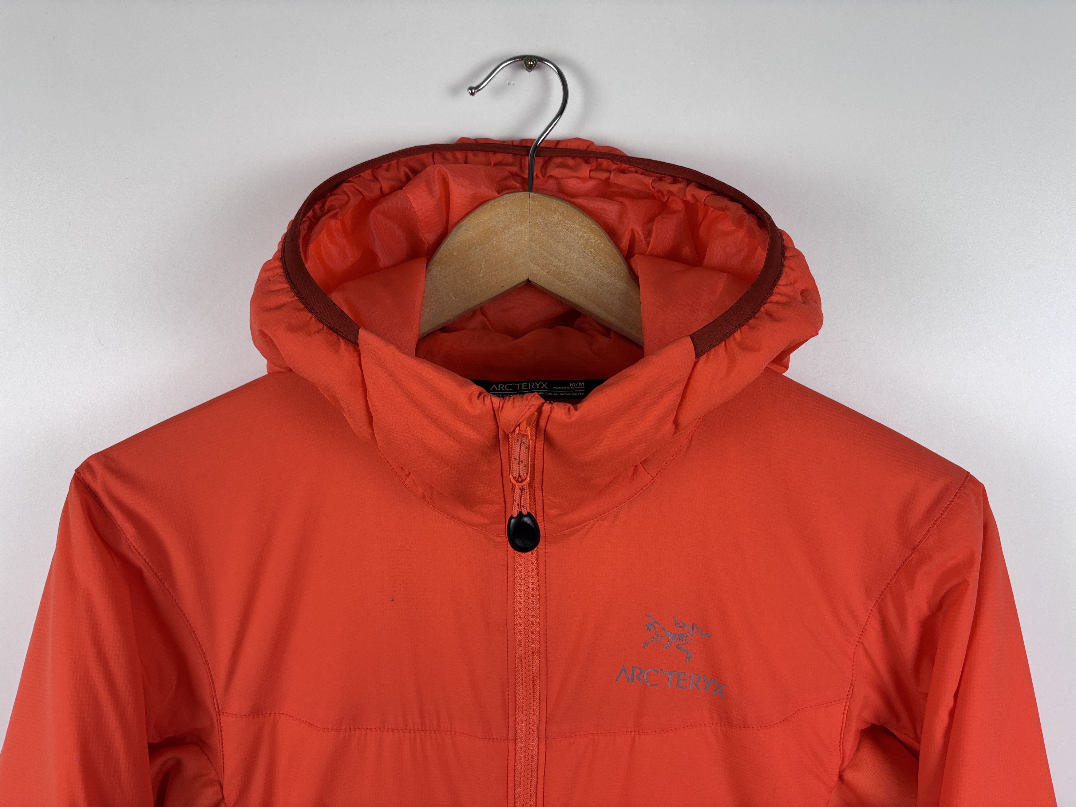 Arc'teryx Womens Arcteryx Atom LT Hooded Jacket Orange Size M Size M / US 6-8 / IT 42-44 - 2 Thumbnail