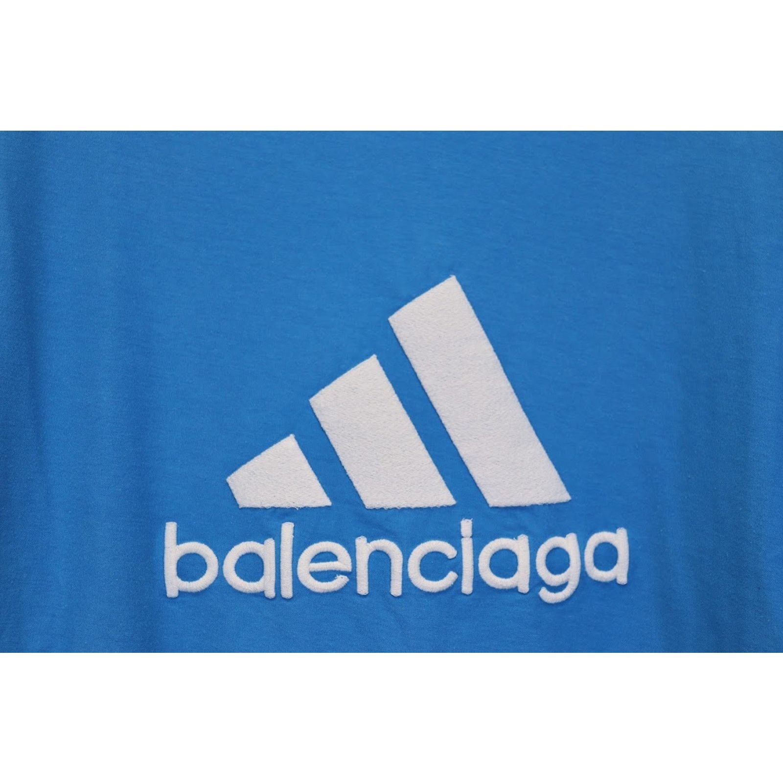 Adidas × Balenciaga o1rshd1 Oversize T-Shirt in Blue Size US XL / EU 56 / 4 - 4 Thumbnail
