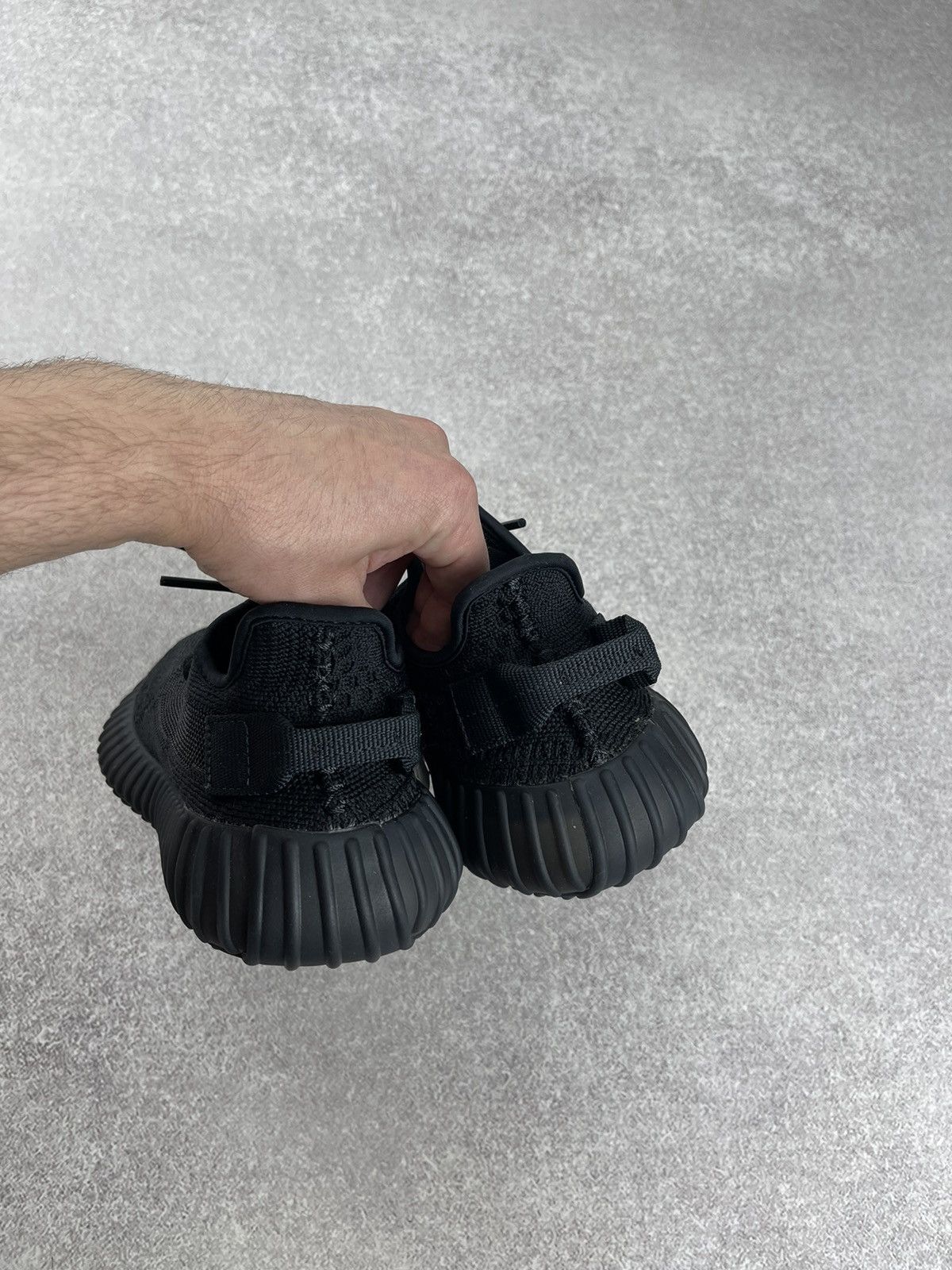 Adidas Adidas Yeezy Boost 350 V2 Onyx Sneakers Size 36 Size US 5 / IT 35 - 4 Thumbnail