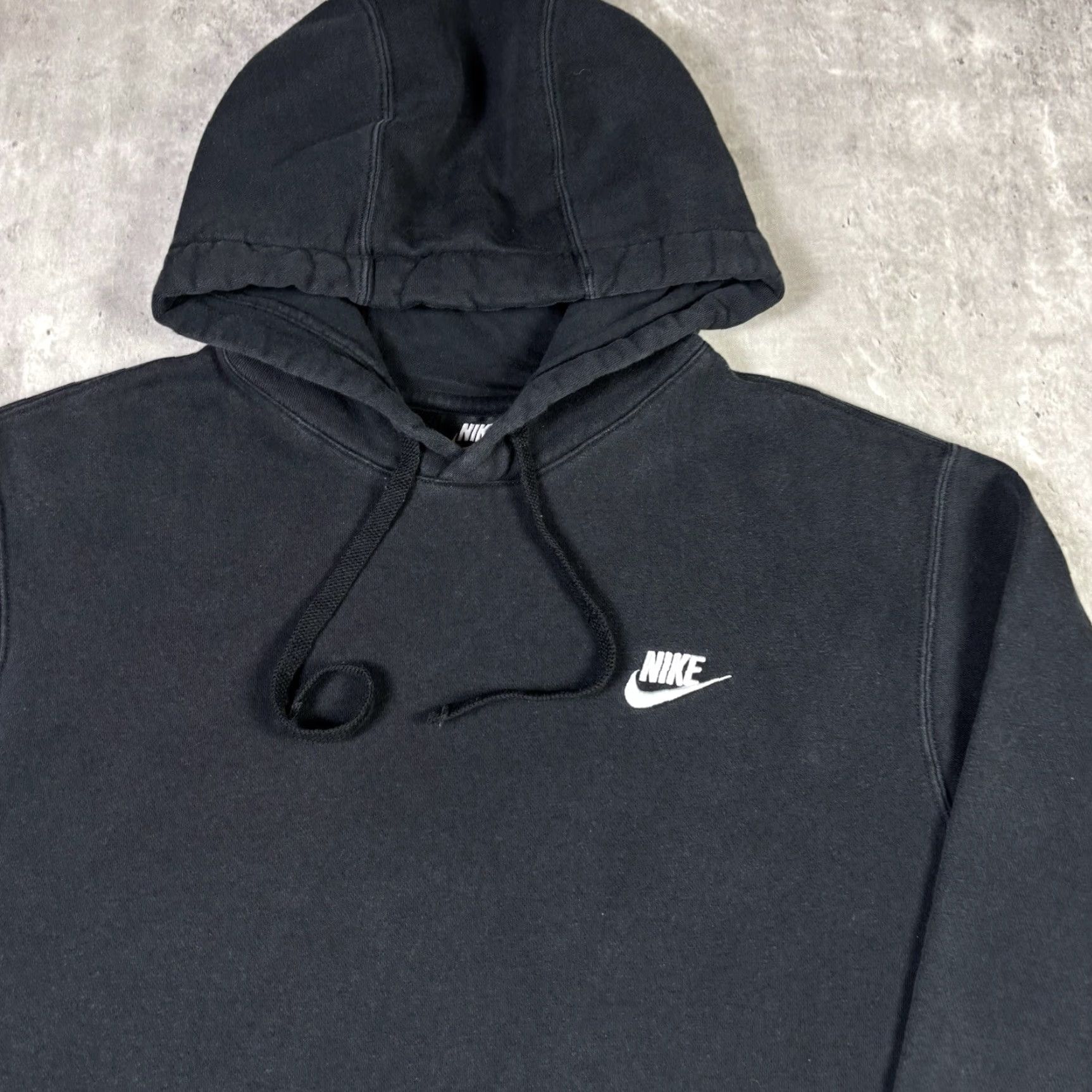 Nike VINTAGE Nike Black Pullover Hoodie Adult Medium Essential Size US M / EU 48-50 / 2 - 6 Thumbnail