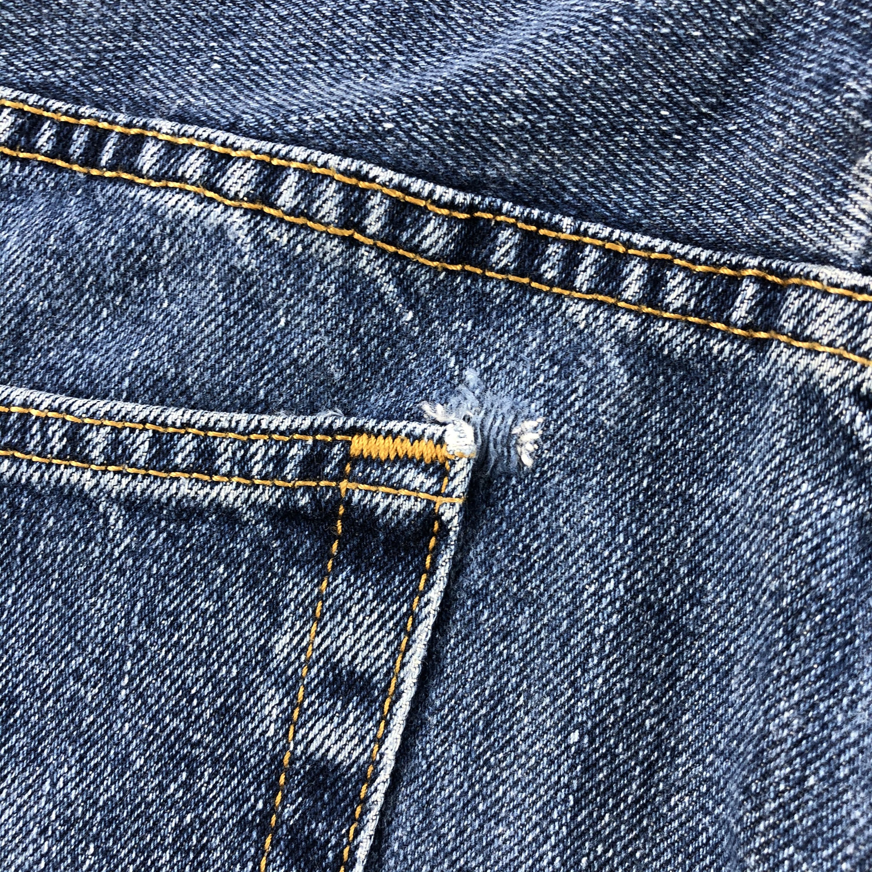 Levi's Vintage Blue Wash Levis 505 Jeans-J1484 Size US 41 - 9 Thumbnail