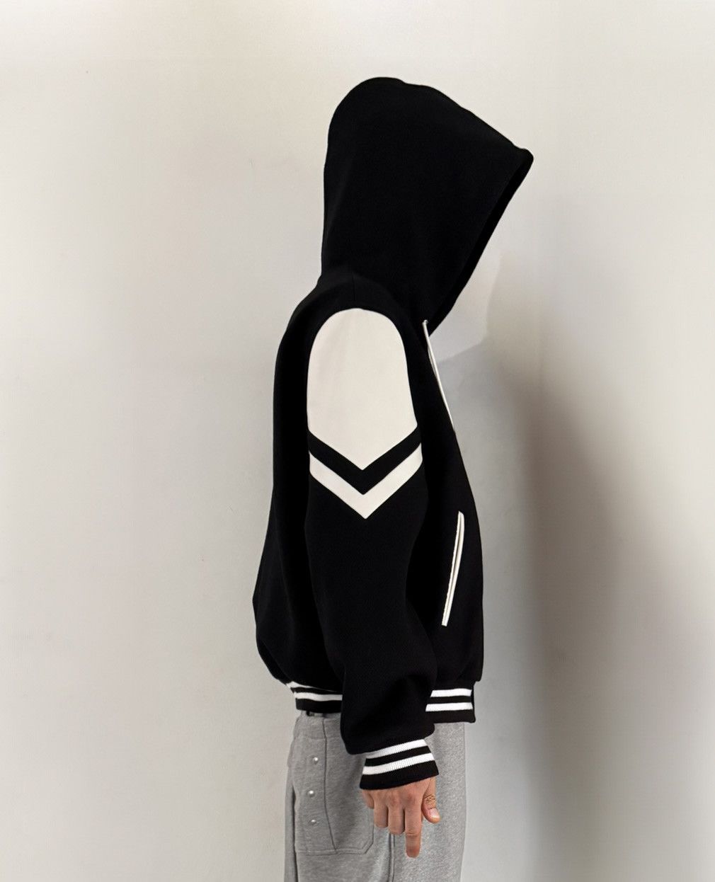 Celine Leather and Wool Hooded Teddy Bomber Size US L / EU 52-54 / 3 - 5 Thumbnail