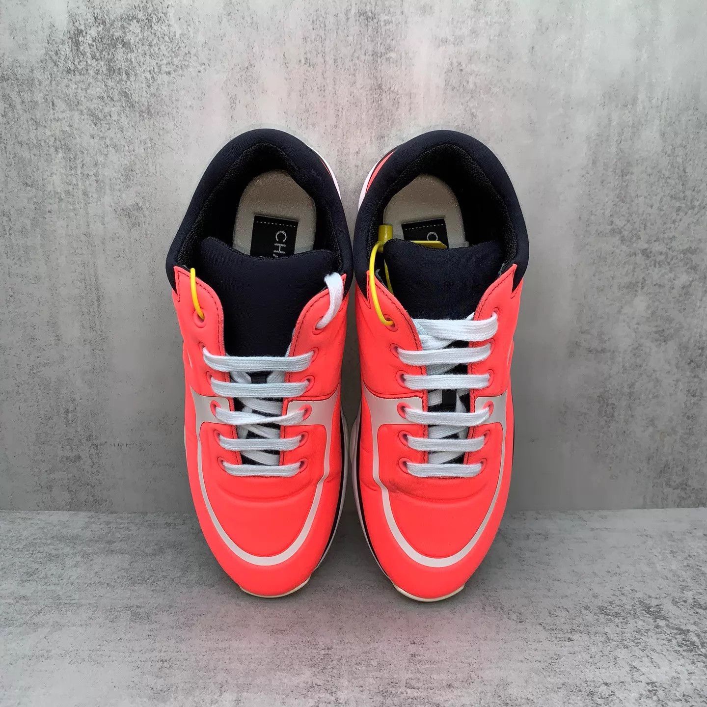 Chanel Chanel Tangerine Pink CC Logo Sneakers 37 98 New Size US 6.5 / IT 36.5 - 6 Thumbnail