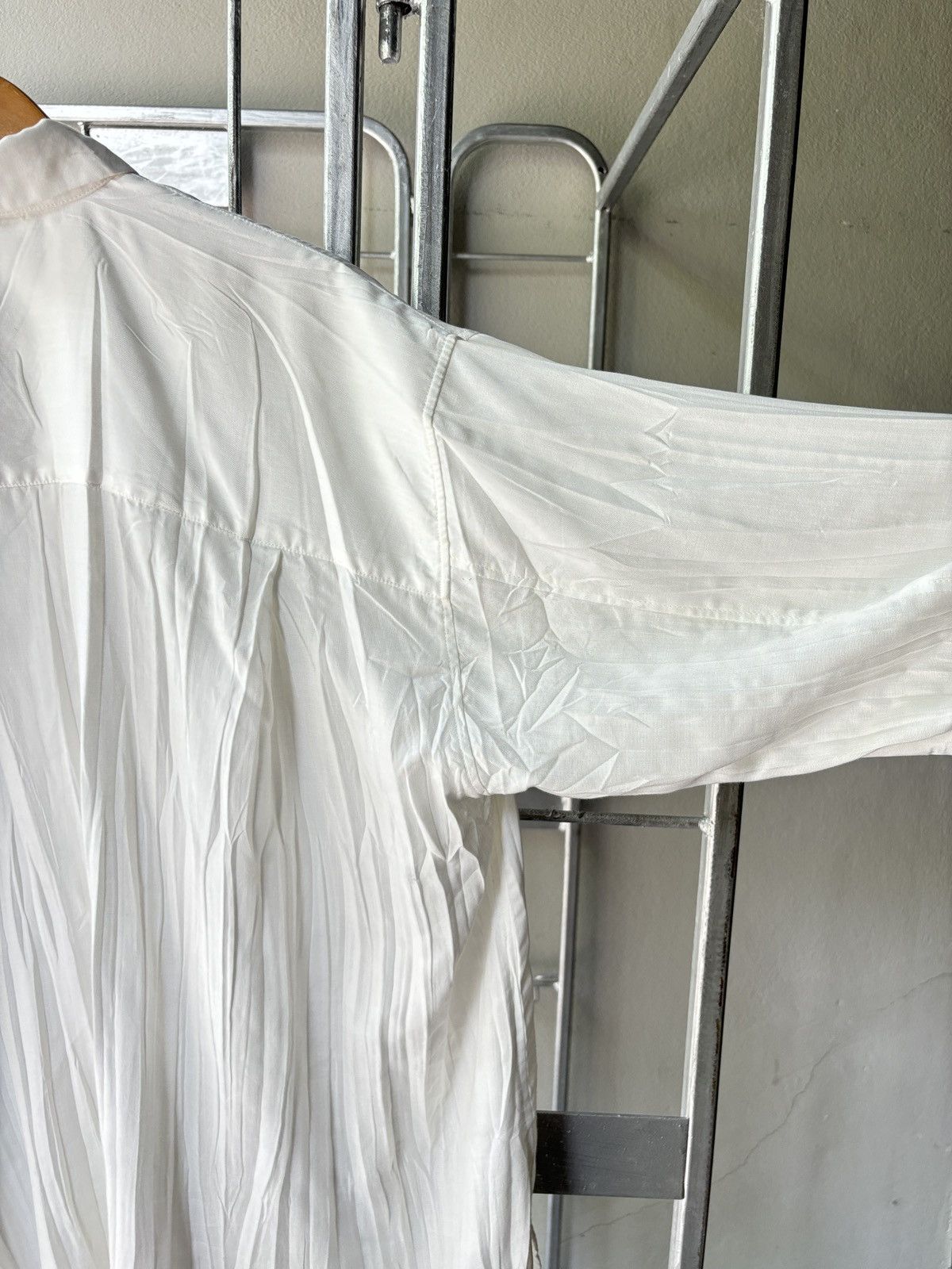 Issey Miyake Issey Miyake pleated white shirt Size M / US 6-8 / IT 42-44 - 19 Thumbnail