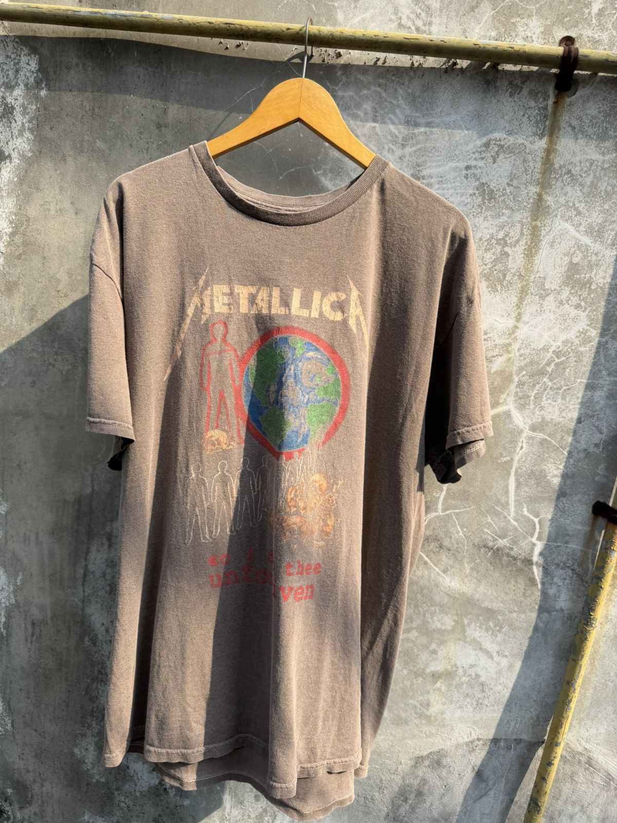 Band Tees Trashed Metallica “Unforgiven” distressed erd Size US L / EU 52-54 / 3 - 5 Thumbnail
