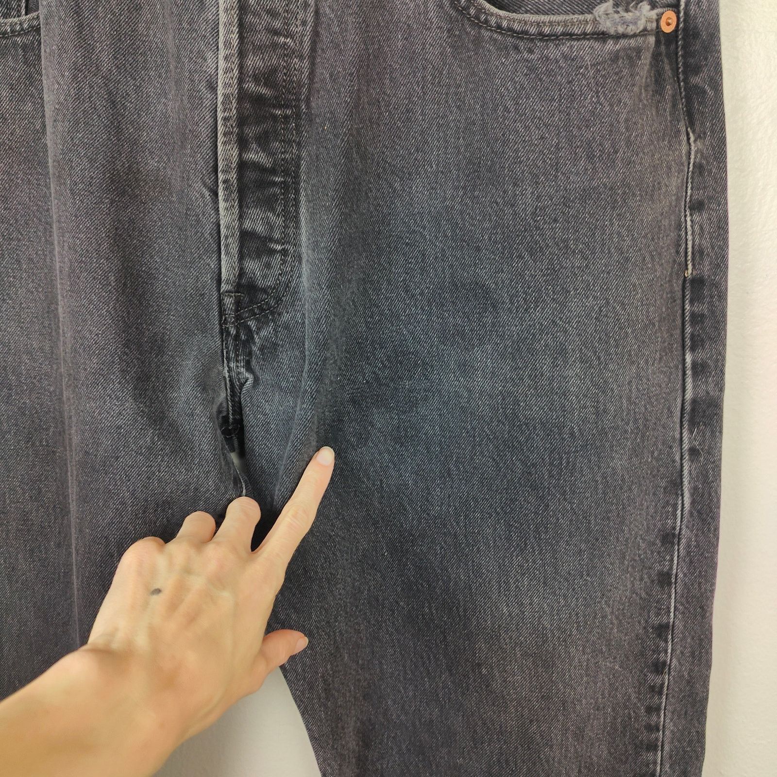 Levi's Vintage 90s Levi's 501 Jeans Mens 38x32 Black Straight Size US 38 / EU 54 - 2 Thumbnail