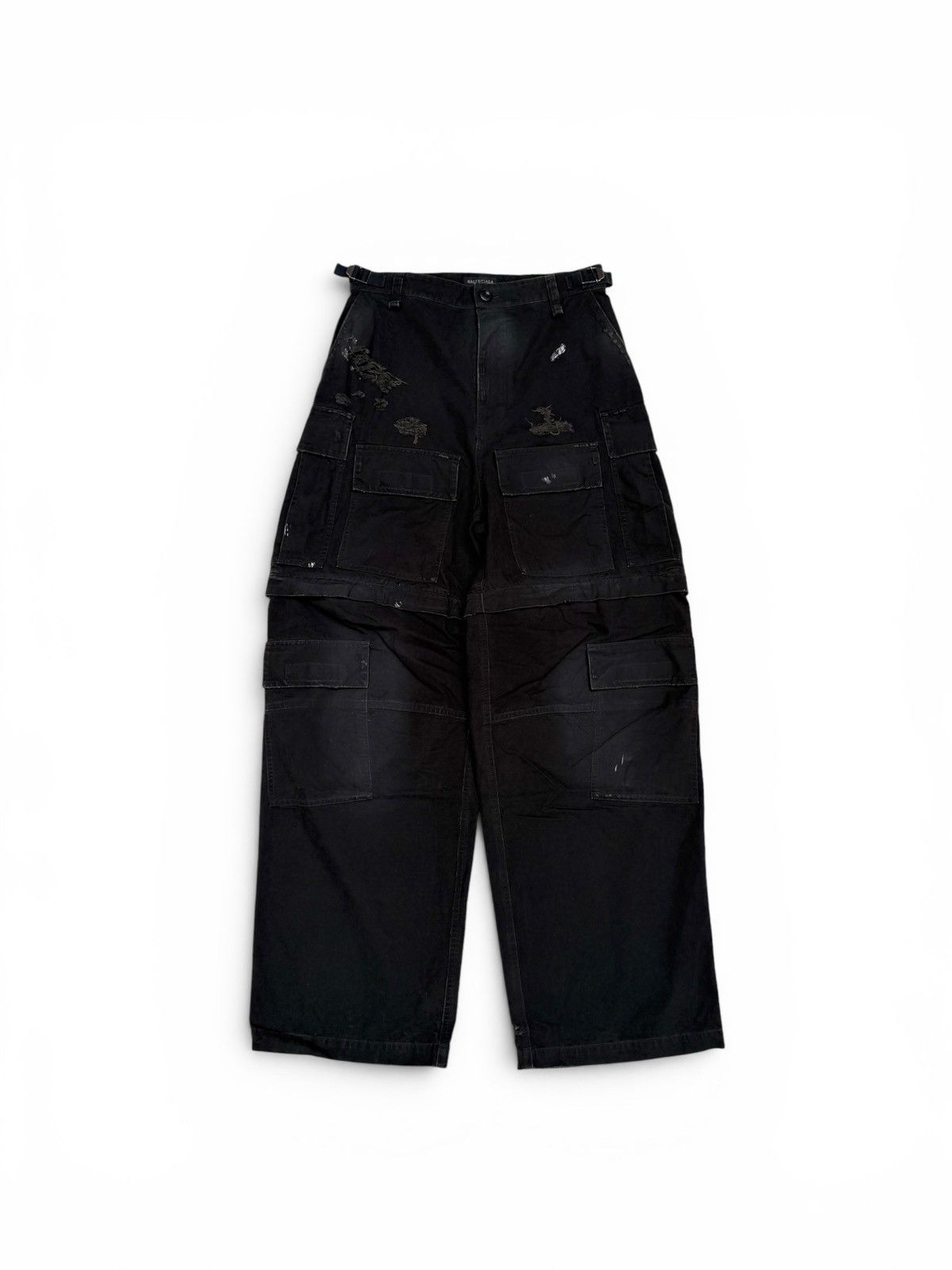 Balenciaga Balenciaga Large Black Ripstop Destroyed Cargo Pants Size US 27 - 1 Thumbnail