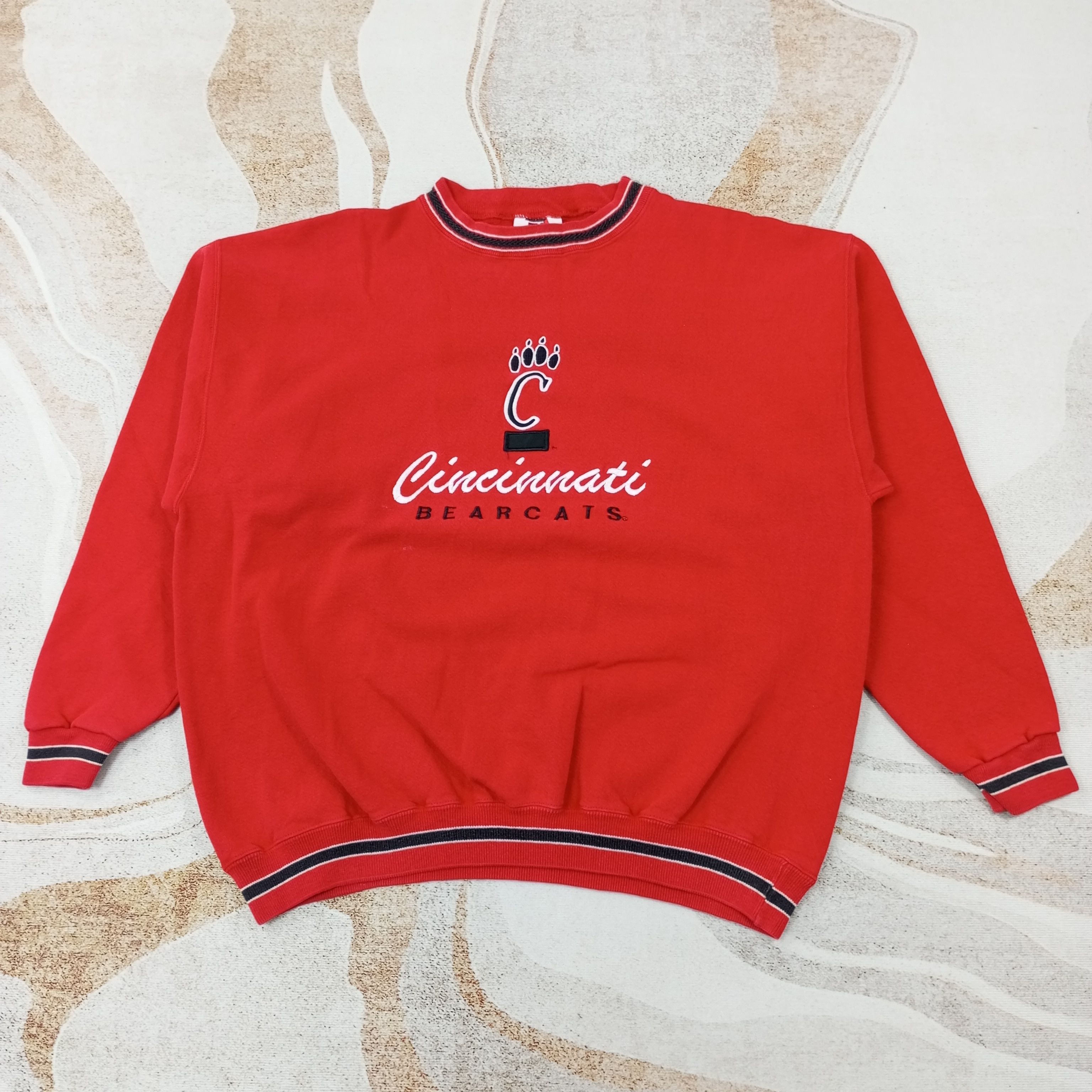Cincinnati Bearcats Football Team Sweatshirt c232n17