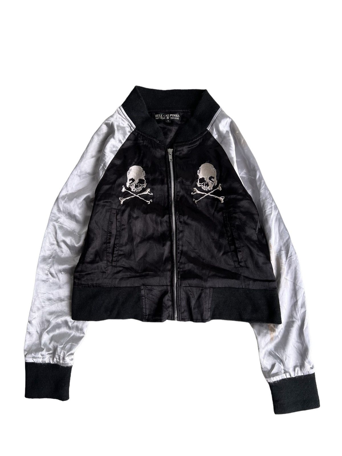 image of Hysteric Glamour x Skulls Exclusive Hell Cat Punks Embroidery "peace" Crop Sukajan in Black, Women'