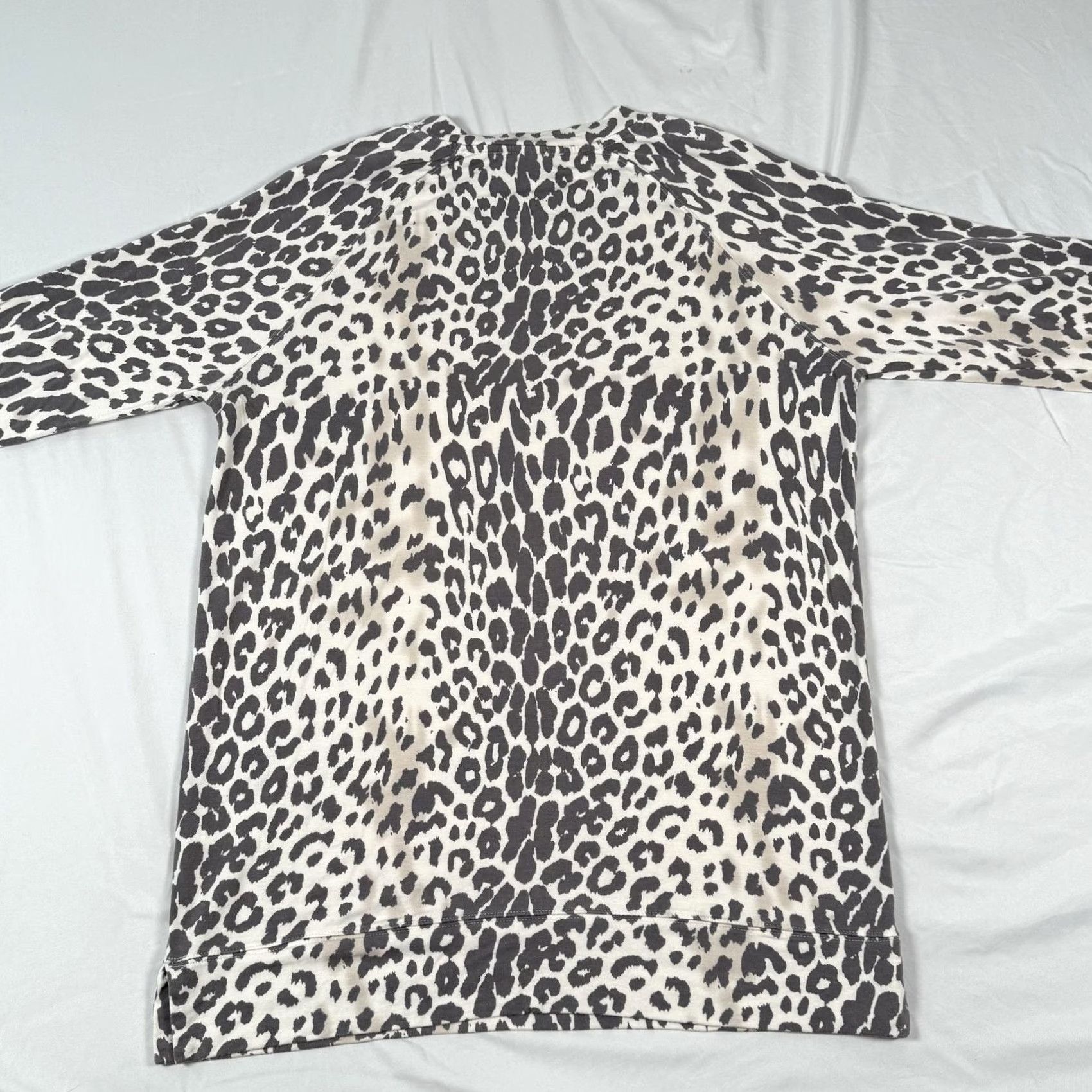 Vintage Tahari Women Tunic Sweatshirt Crew Neck Leopard Knit Gray M Regular Raglan Long Sleeve Pullover Casual Workwear Animals Size M / US 6-8 / IT 42-44 - 5 Thumbnail