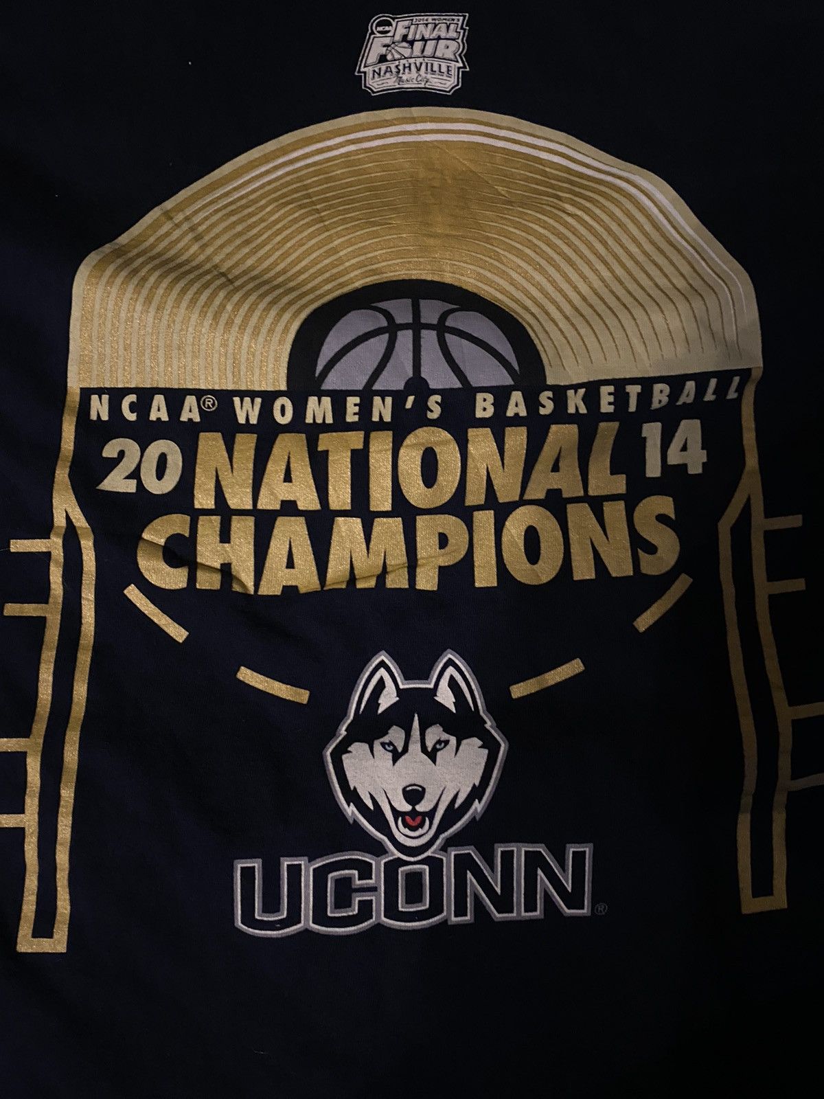 Nike × Vintage Vintage UConn national championship Size US L / EU 52-54 / 3 - 2 Thumbnail