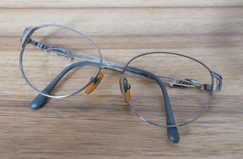 Guy Laroche Vintage Guy Laroche Glasses Size ONE SIZE - 2 Thumbnail