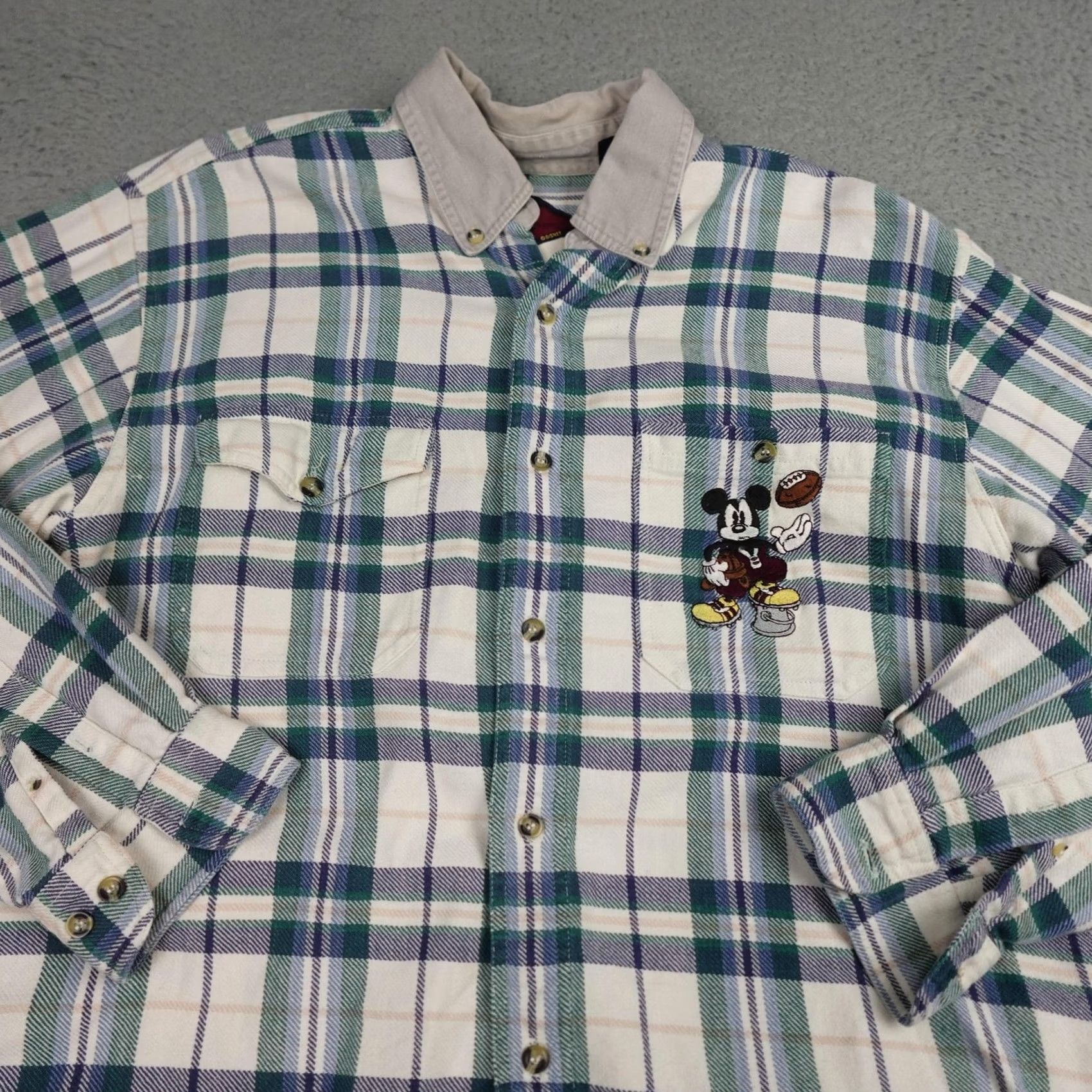 Disney VINTAGE Disney Mickey Mouse Shirt Mens Medium Green Plaid Flannel Football 90s Size US M / EU 48-50 / 2 - 4 Thumbnail