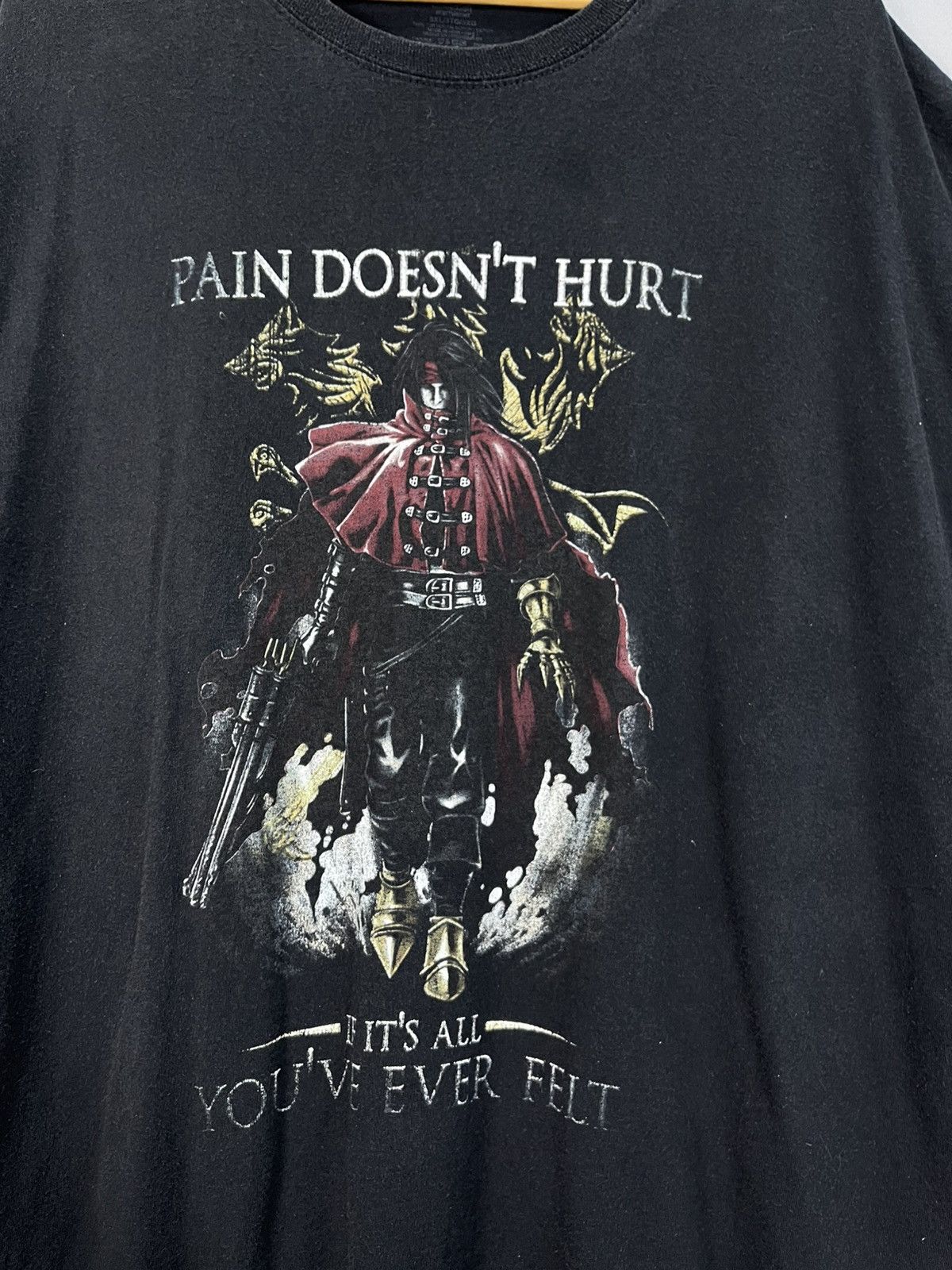 Hanes Vincent Valentine FF7 T-Shirt Size US XXL / EU 58 / 5 - 6 Thumbnail