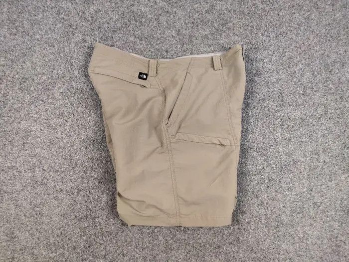 The North Face Vintage 90's The North Face Nylon Cargo Casual Shorts Size US 34 / EU 50 - 4 Thumbnail