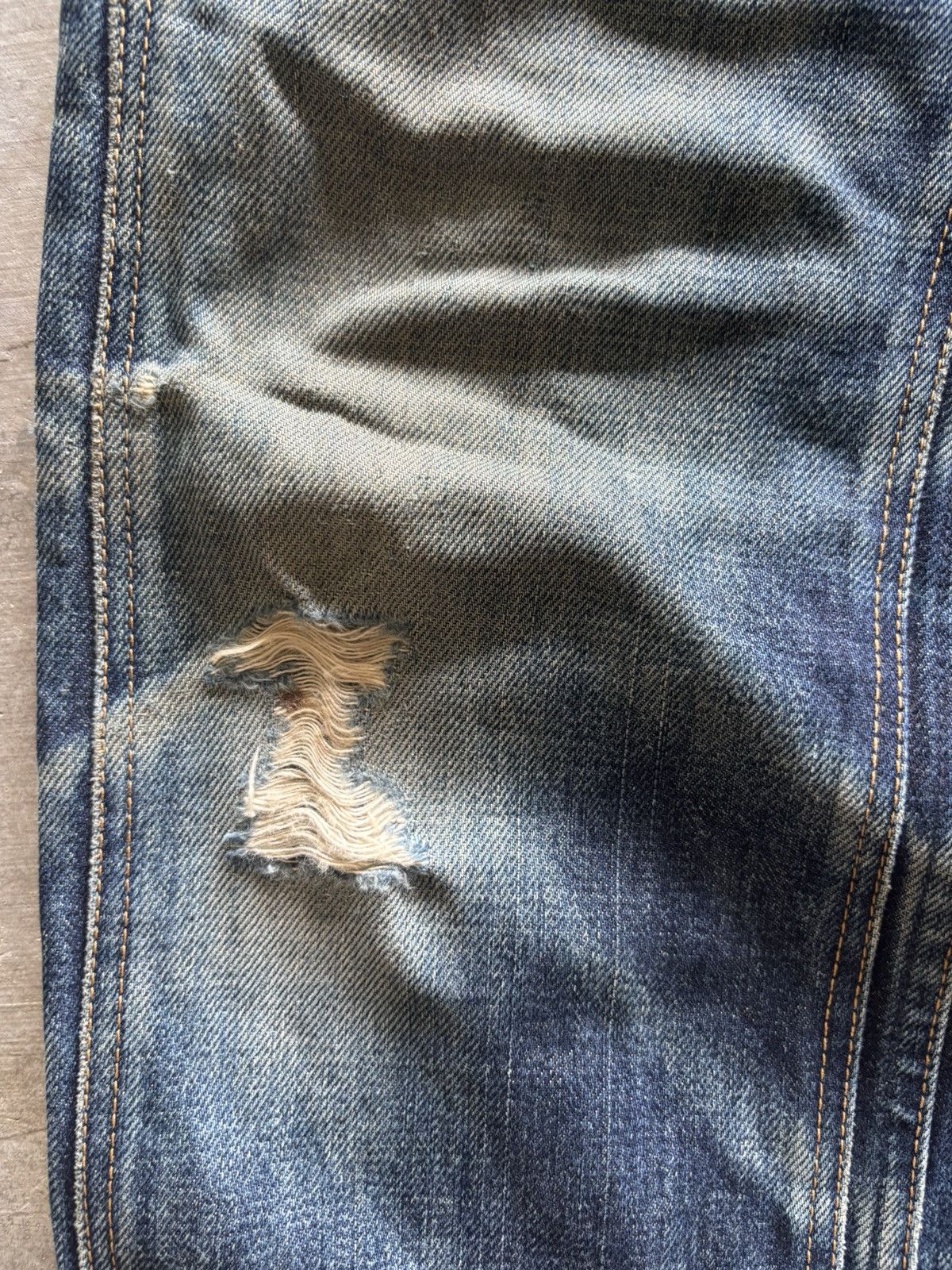 Number (N)ine DISTRESSED NUMBER (N)INE BIRDS DOUBLE KNEE CARPENTER DENIM Size US 32 / EU 48 - 12 Thumbnail