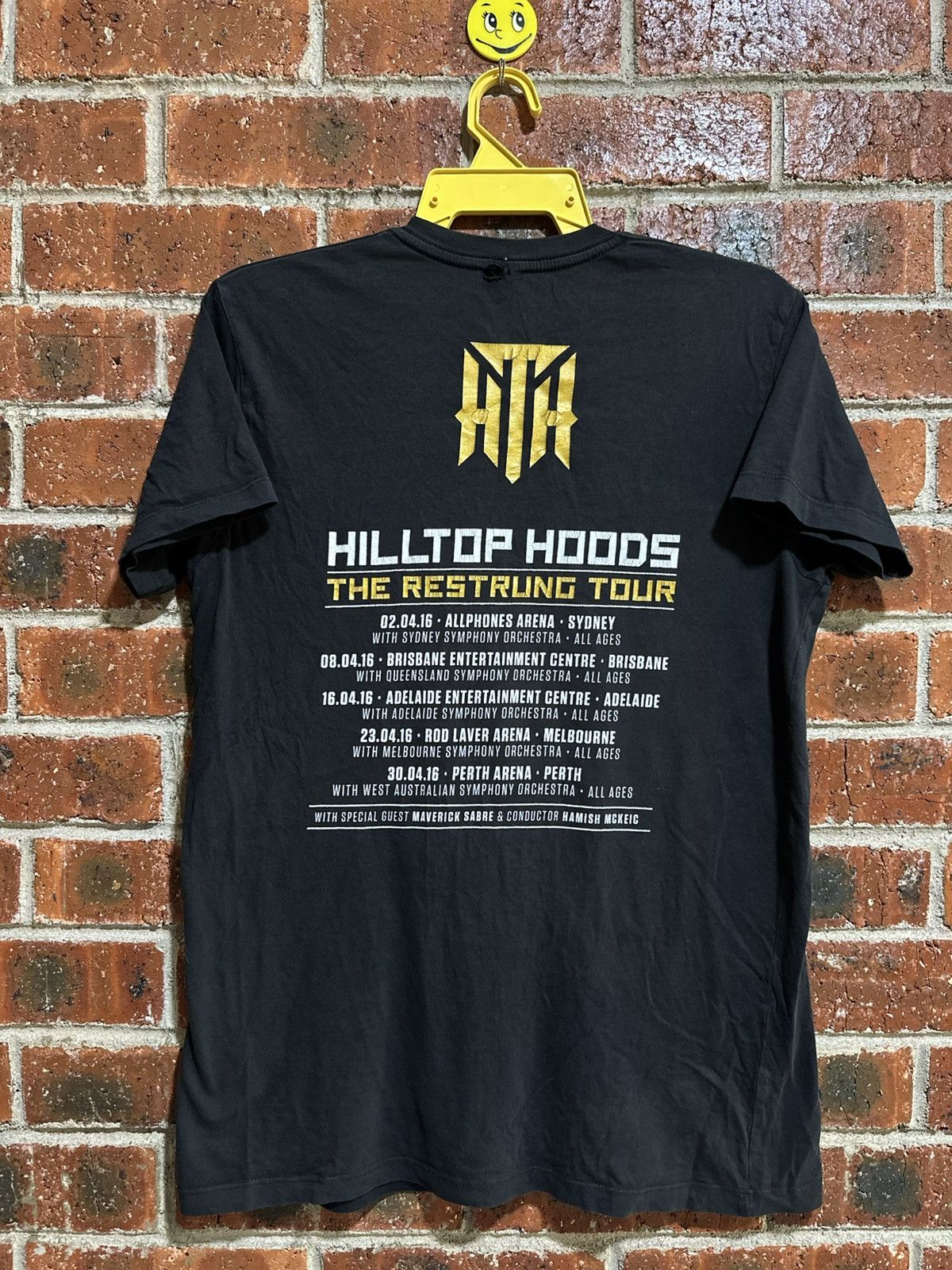 Band Tees × Vintage Vintage Hilltop Hoods The Restrung Tour Faded Tee Size US M / EU 48-50 / 2 - 7 Thumbnail