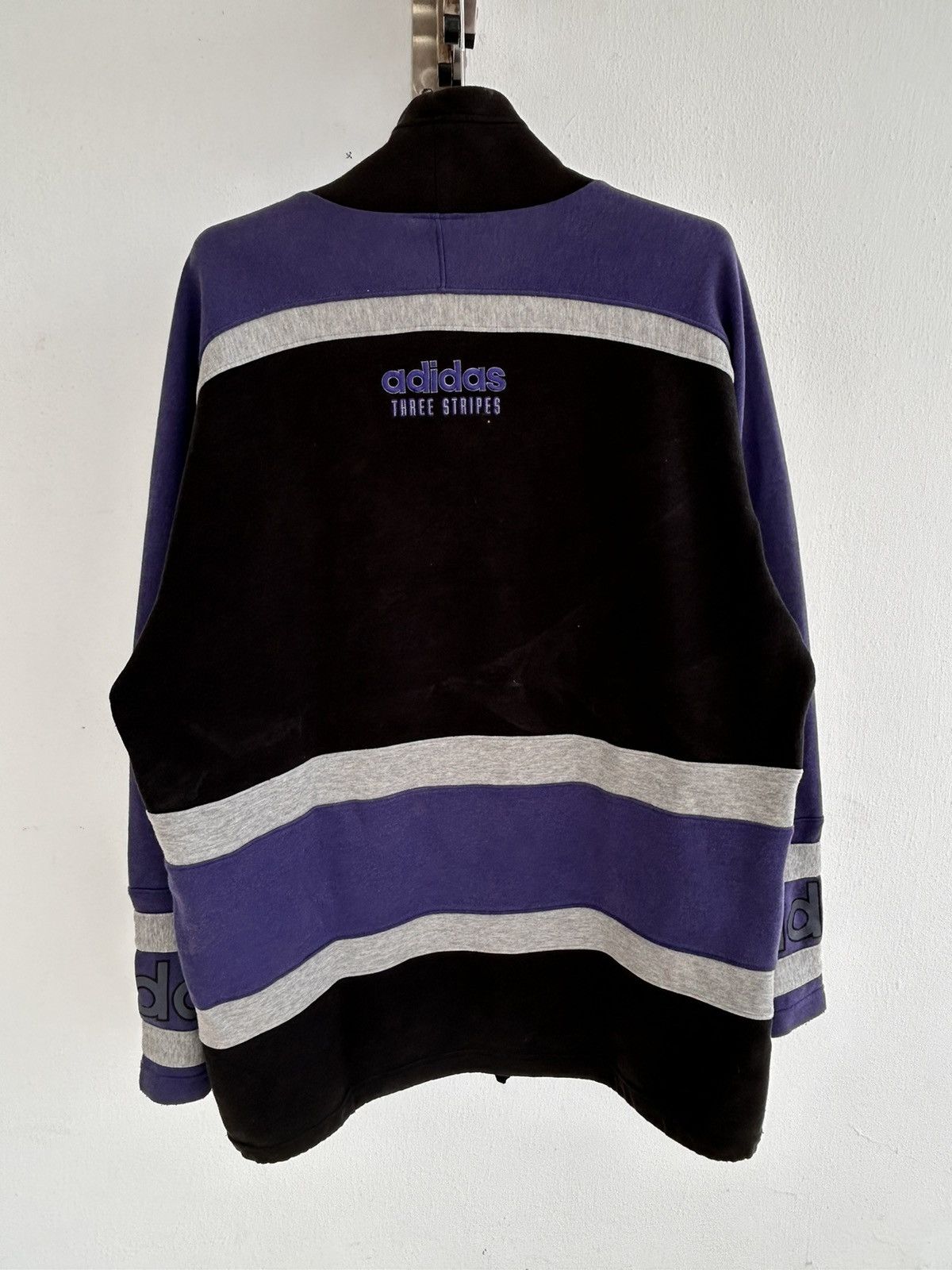 Adidas Three stripes adidas big logo vintage Size US XXL / EU 58 / 5 - 2 Thumbnail