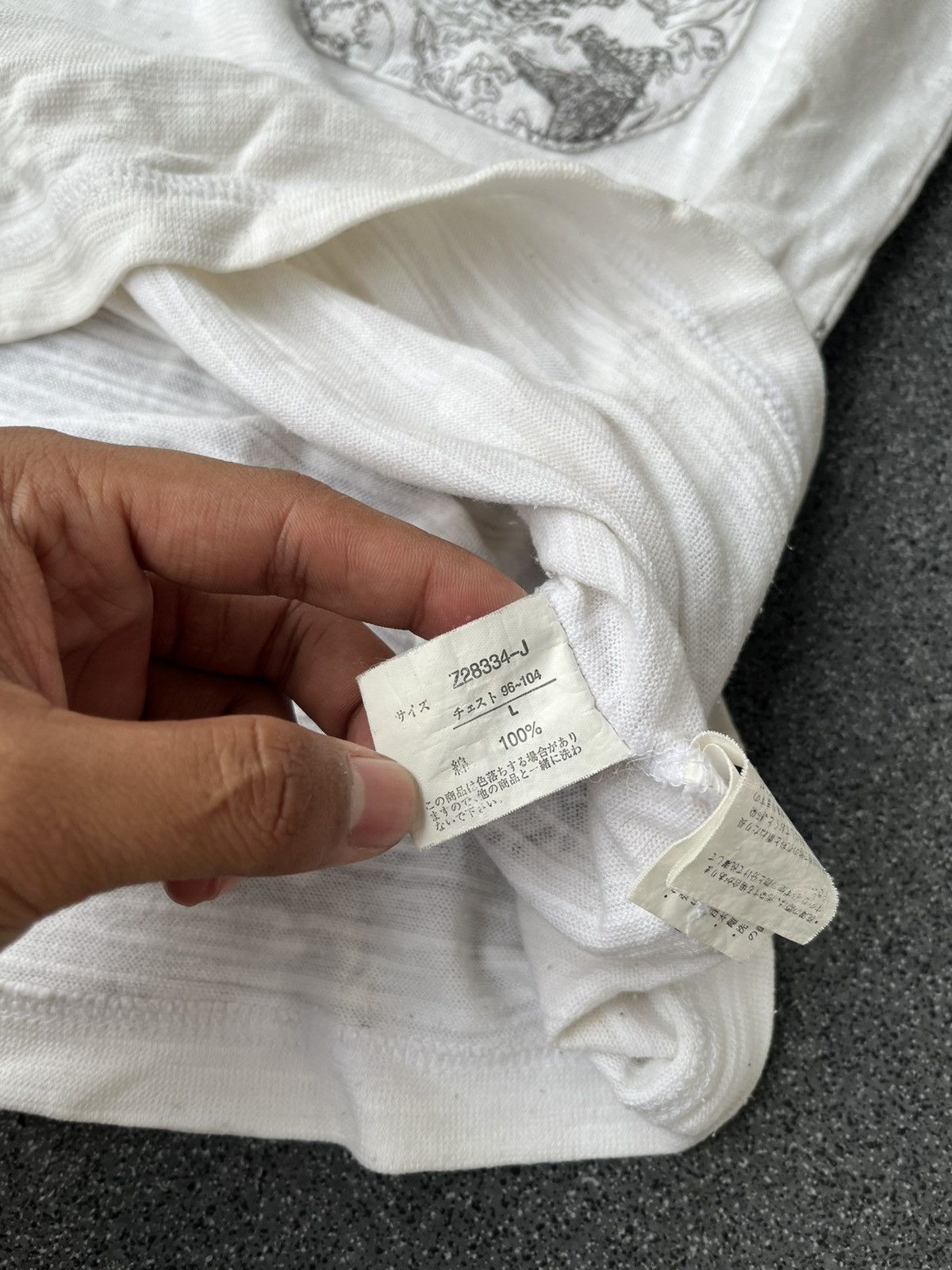 Japanese Brand 🇯🇵Vintage japanese tradisional koi sukajan t-shirt Size US XL / EU 56 / 4 - 14 Thumbnail