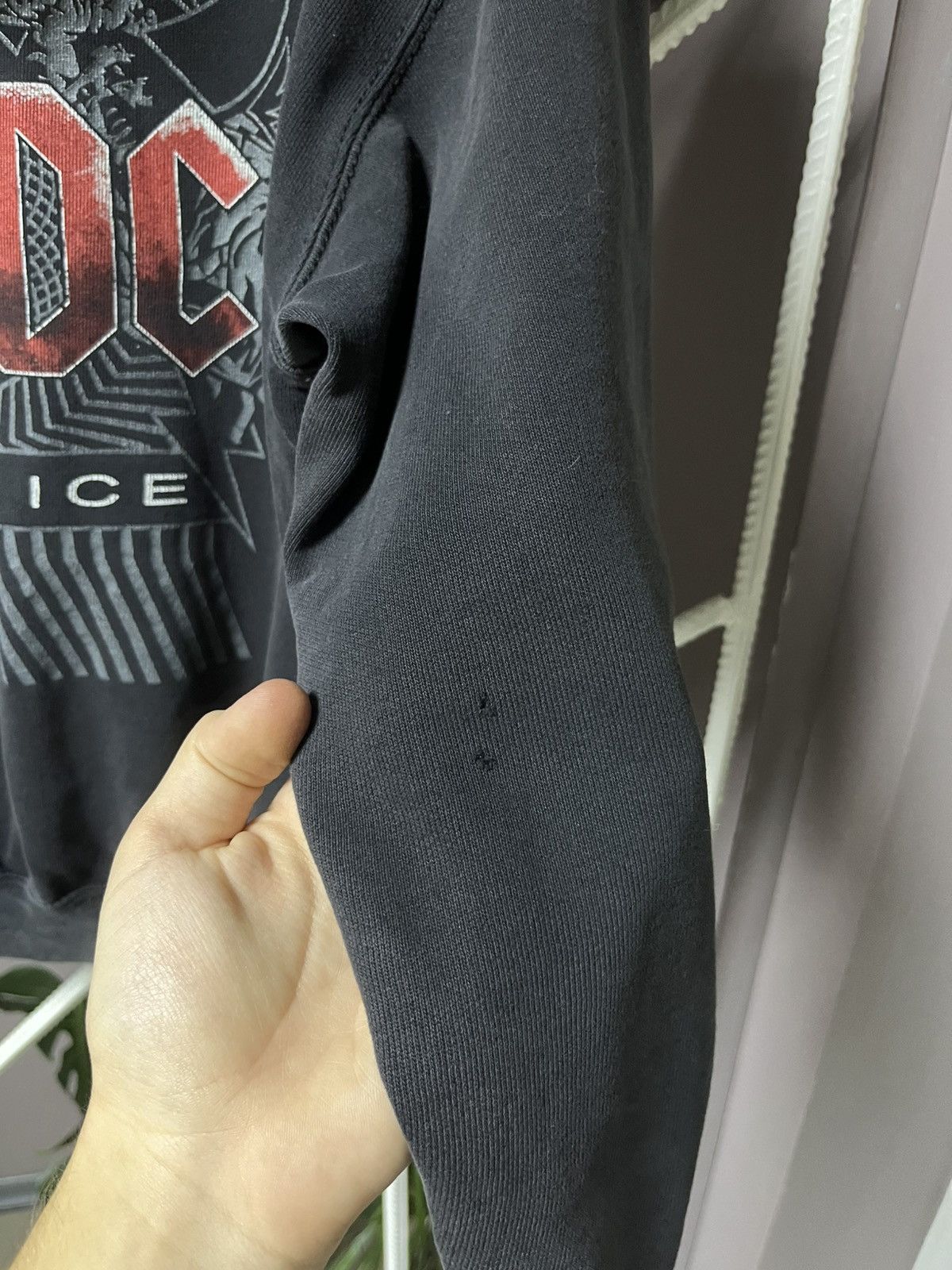 Band Tees Vintage Ac/Dc Rock Band Y2K Distressed Faded Hoodie Size US S / EU 44-46 / 1 - 11 Thumbnail