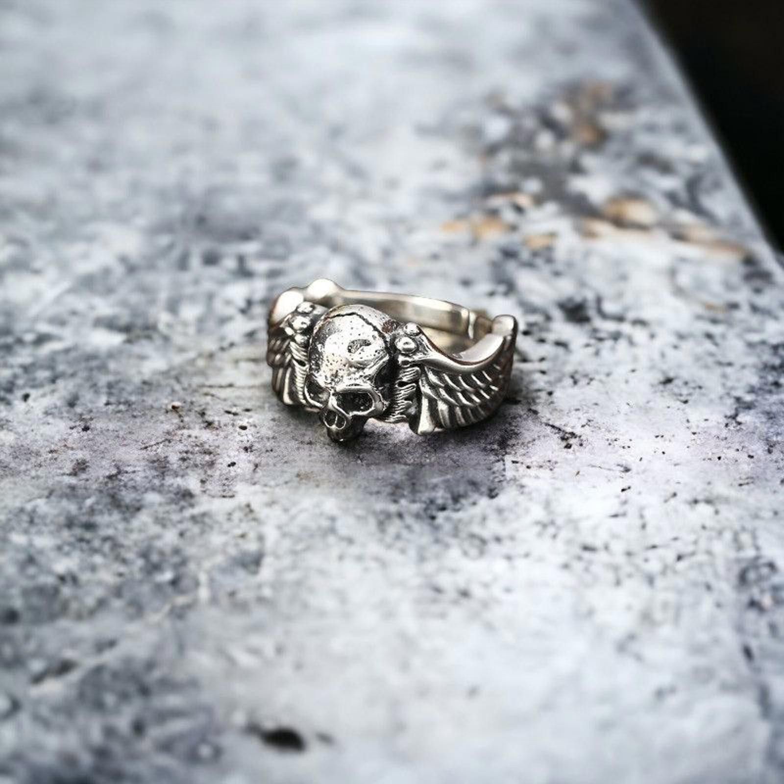 Jewelry Skull Ring Size ONE SIZE - 3 Thumbnail