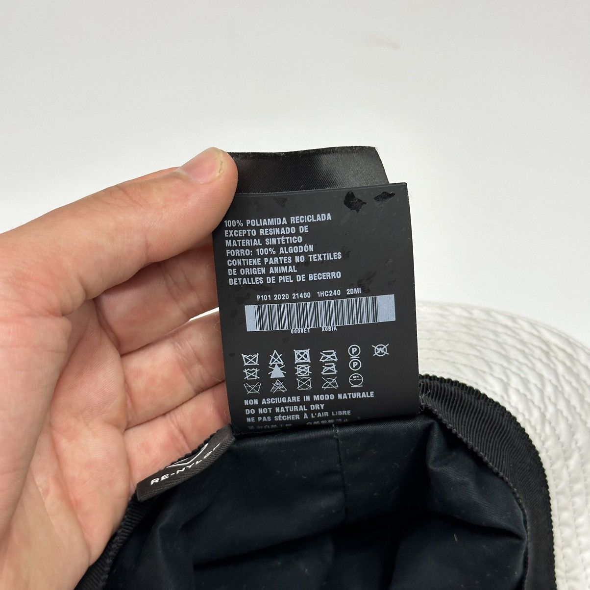 Prada Prada Milano 2020 Nylon Bucket Hat - S/M Size ONE SIZE - 16 Thumbnail