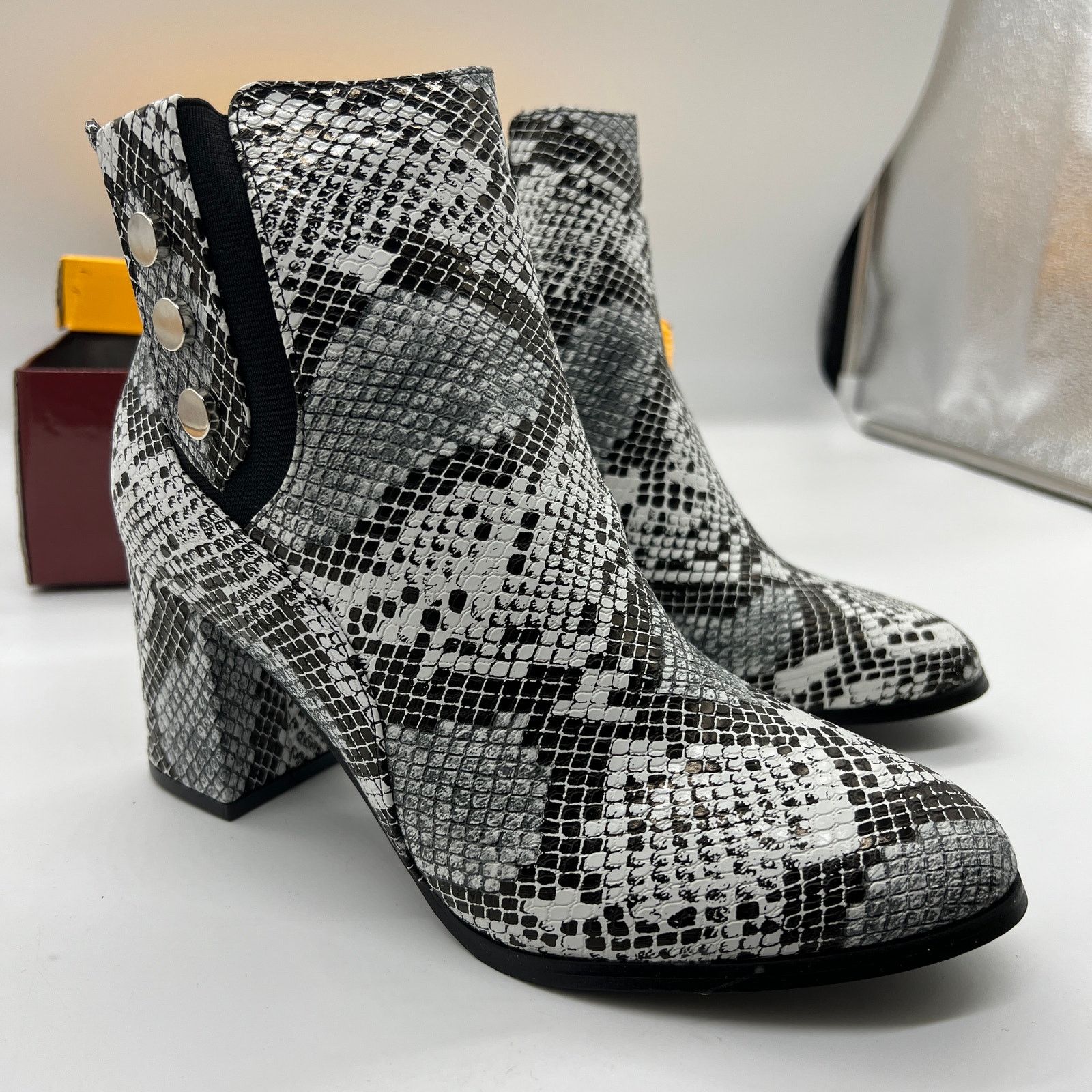 Other Forever Faux Leather Chunky Heeled Boots Womens Size 7.5 Size US 7.5 / IT 37.5 - 1 Thumbnail