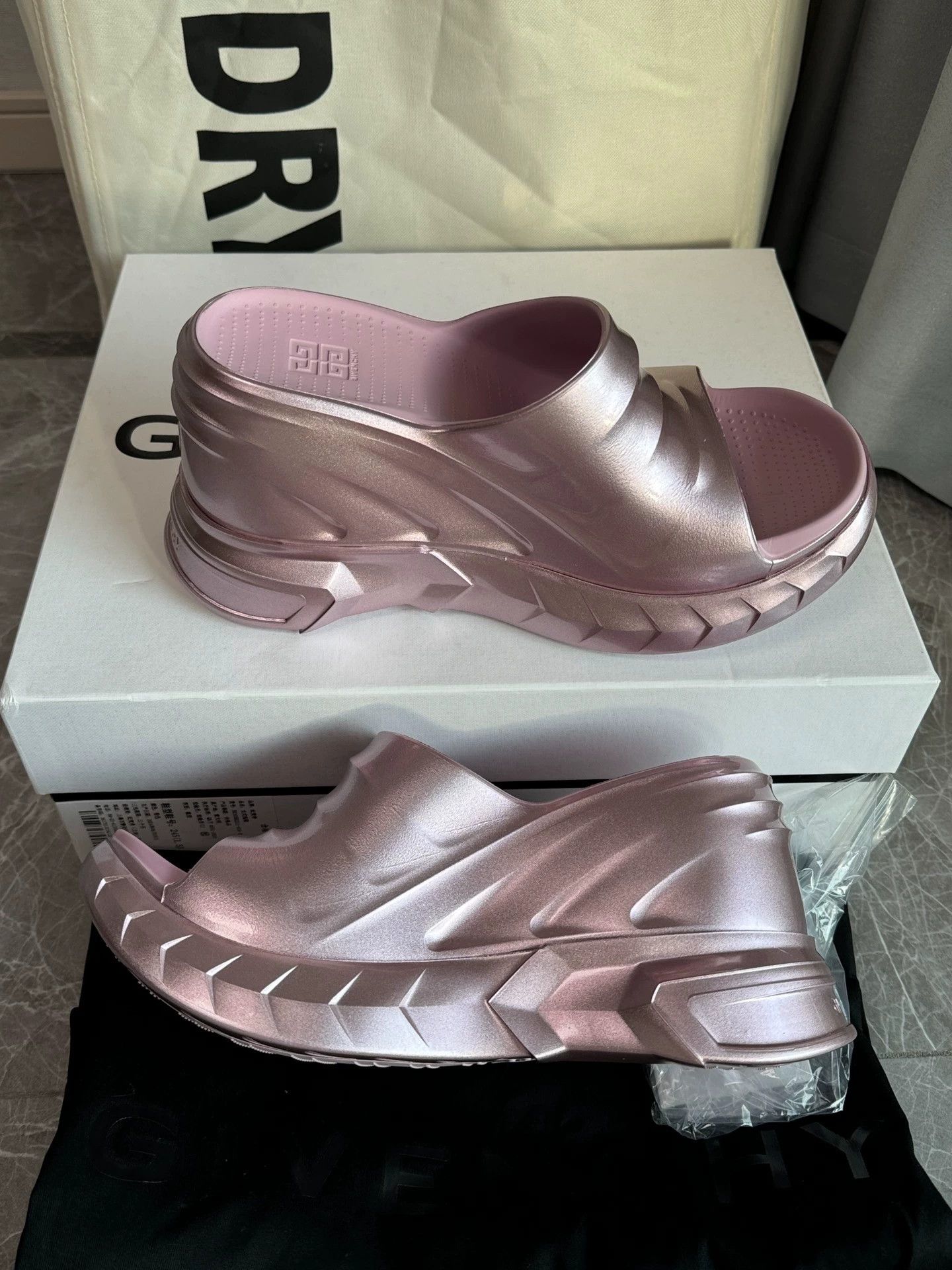 Givenchy Givenchy Marshmallow Slipper Heels 39 Pink 12cm Size US 8.5 / IT 38.5 - 5 Thumbnail