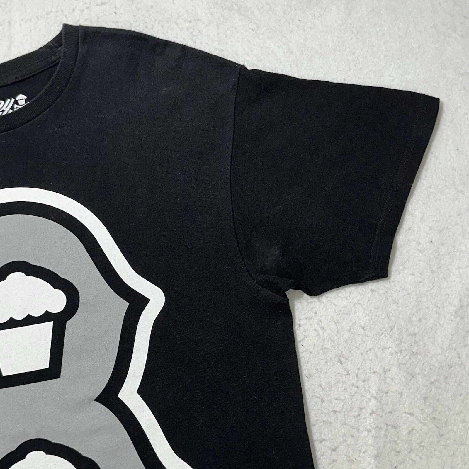Johnny Cupcakes Johnny Cupcakes Medium Boston Red Sox Graphic T Shirt Size US M / EU 48-50 / 2 - 6 Thumbnail