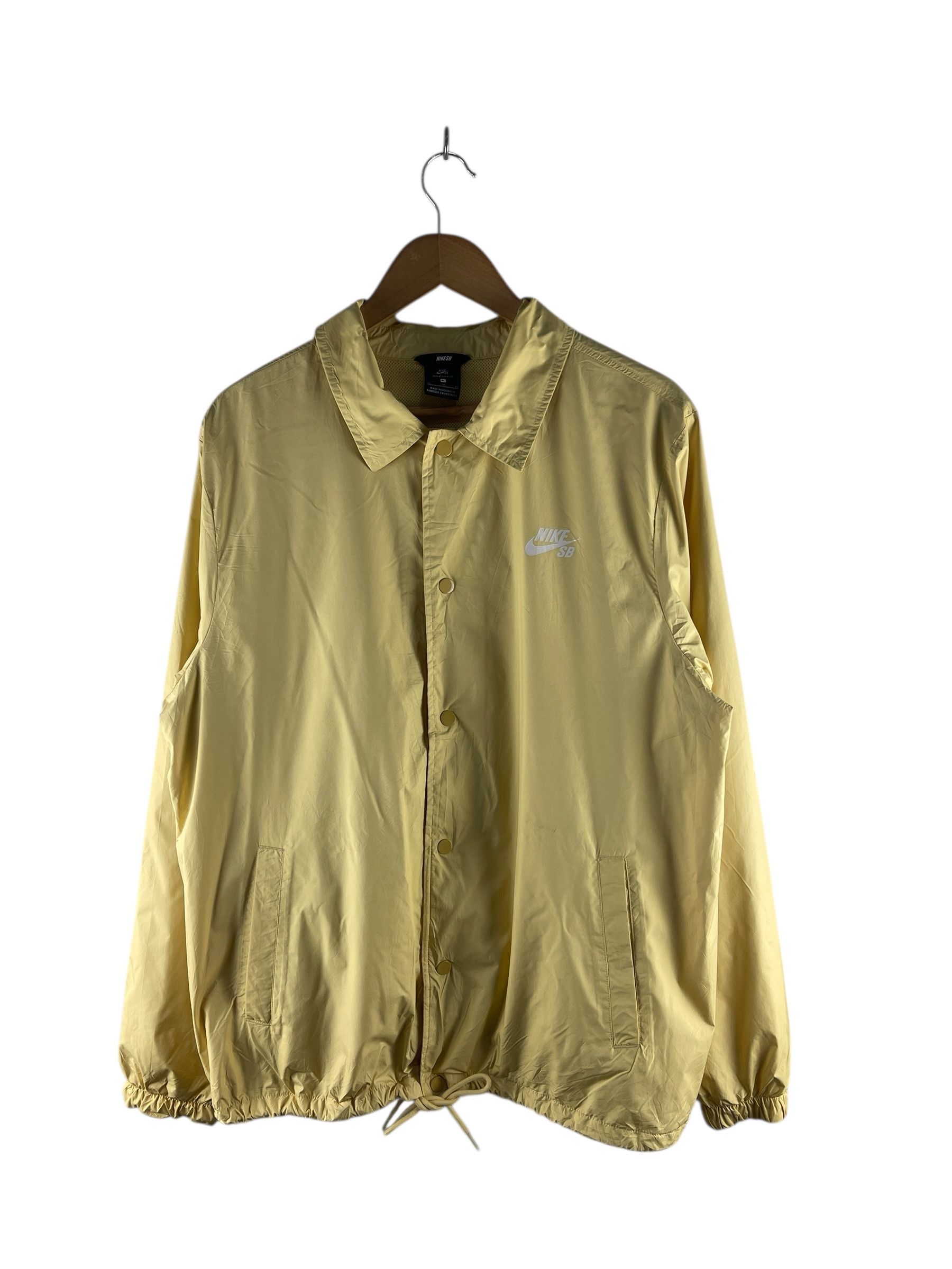 Nike Nike SB Yellow Coach Jacket Size US XL / EU 56 / 4 - 1 Thumbnail